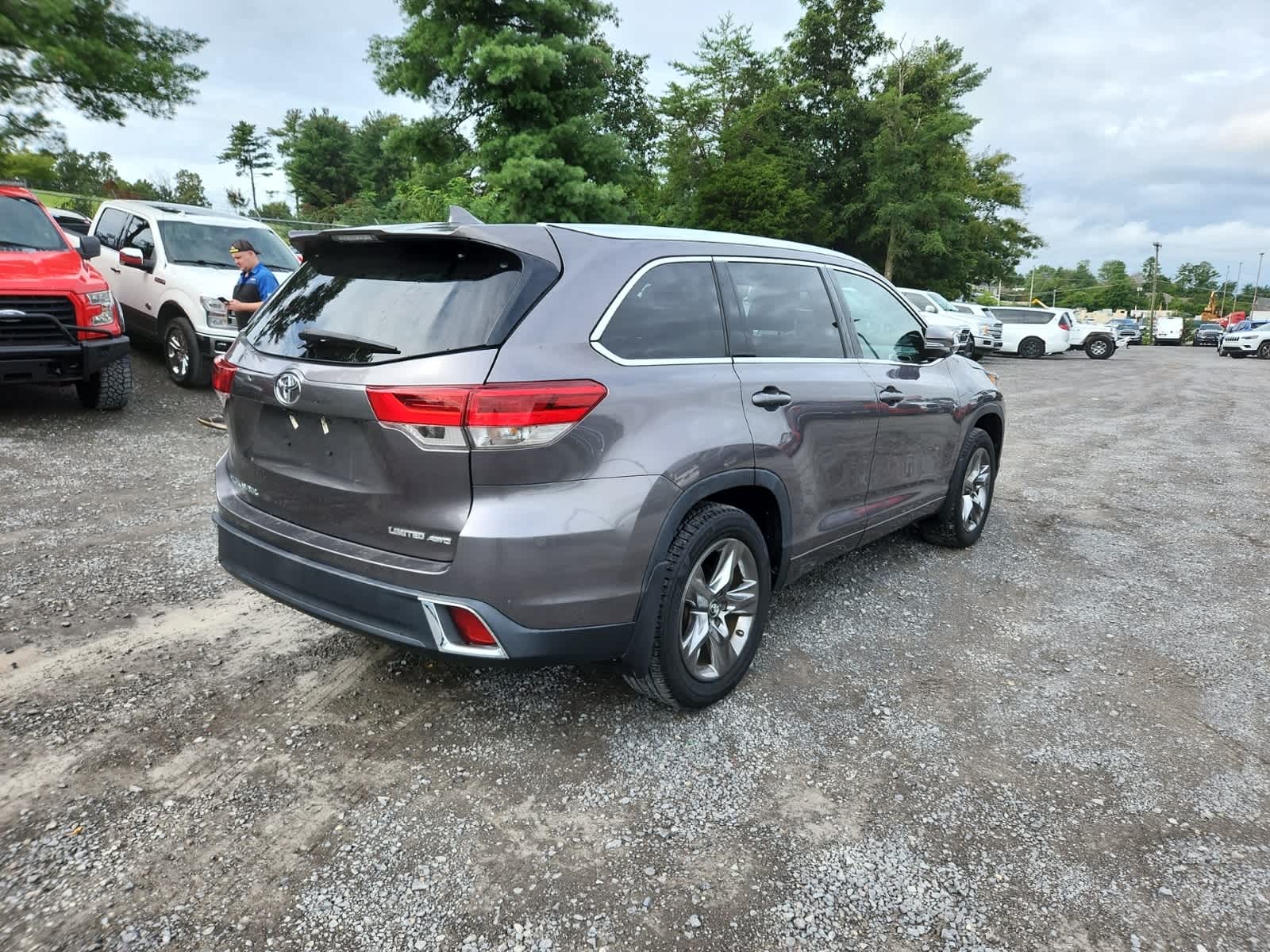 Thumbnail: 2019 Toyota Highlander - 5