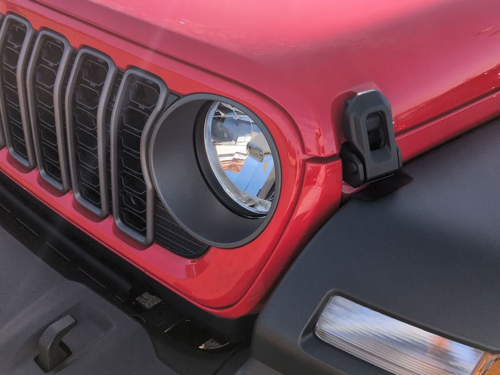 Thumbnail: 2026 Jeep Wrangler - 3