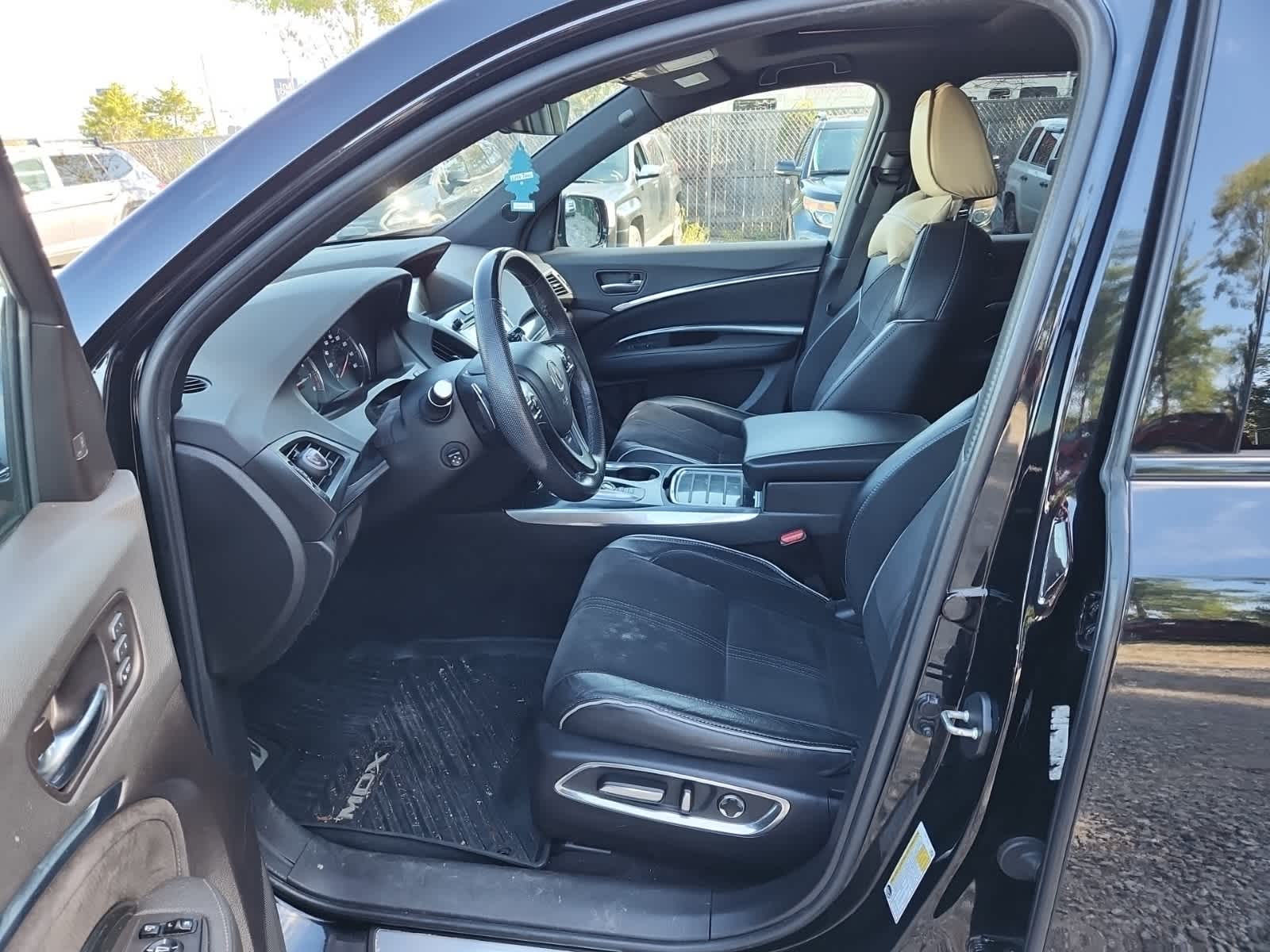 Thumbnail: 2019 Acura MDX - 15