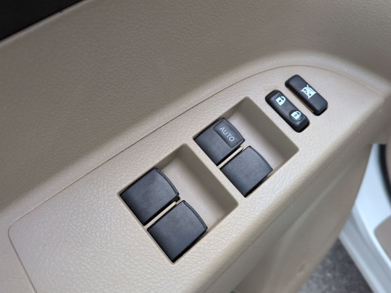 Thumbnail: 2008 Toyota Highlander - 17