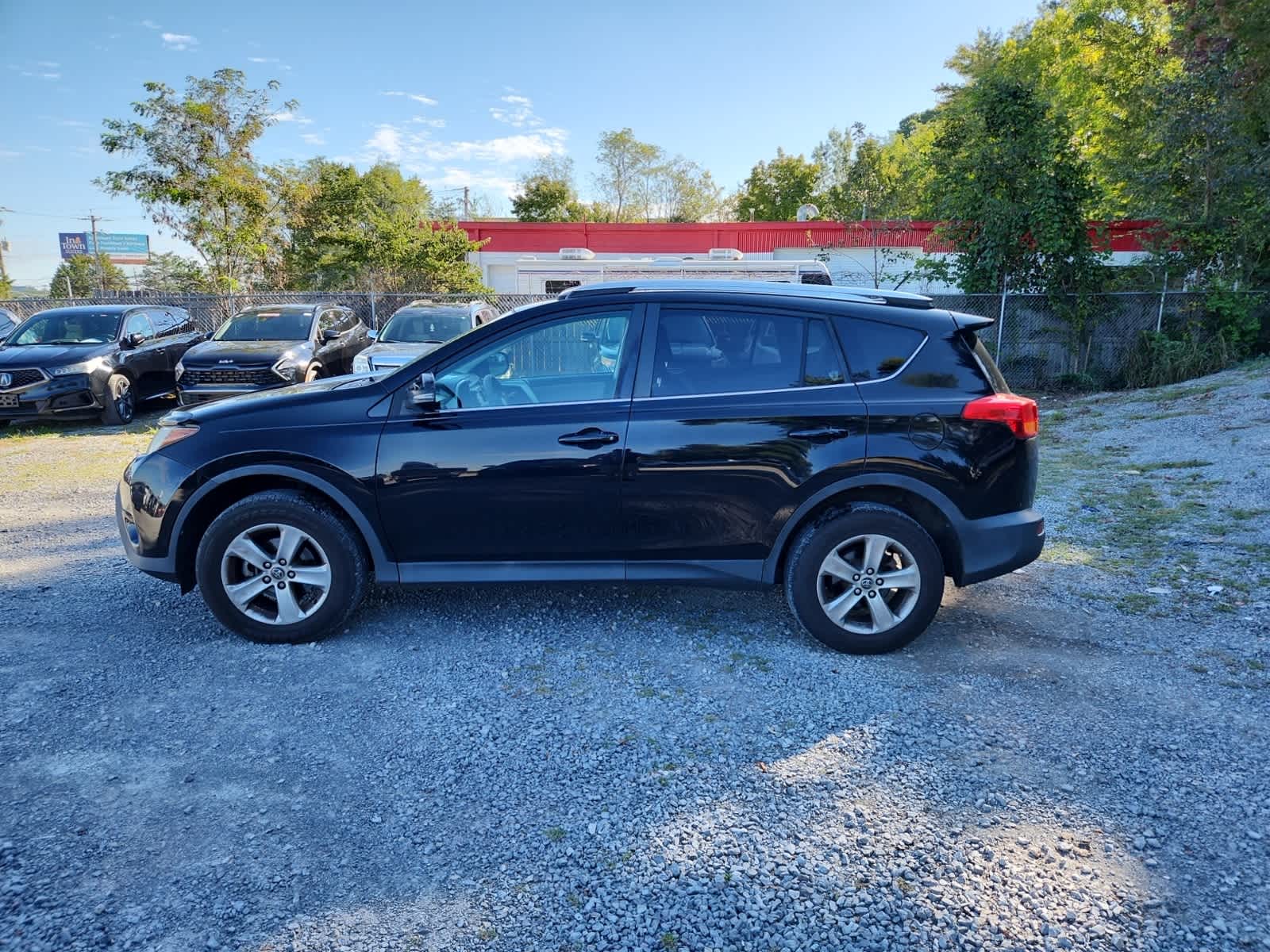 Thumbnail: 2015 Toyota RAV4 - 2