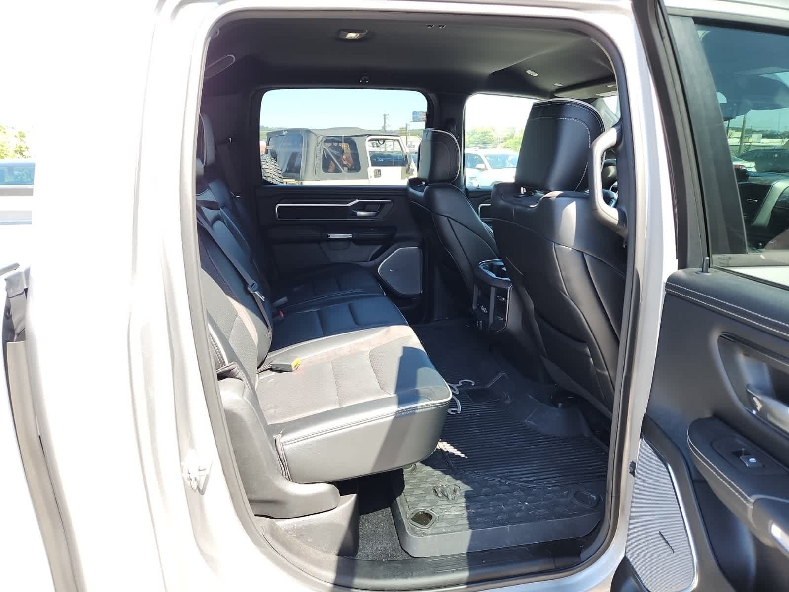 Thumbnail: 2025 RAM 1500 - 23