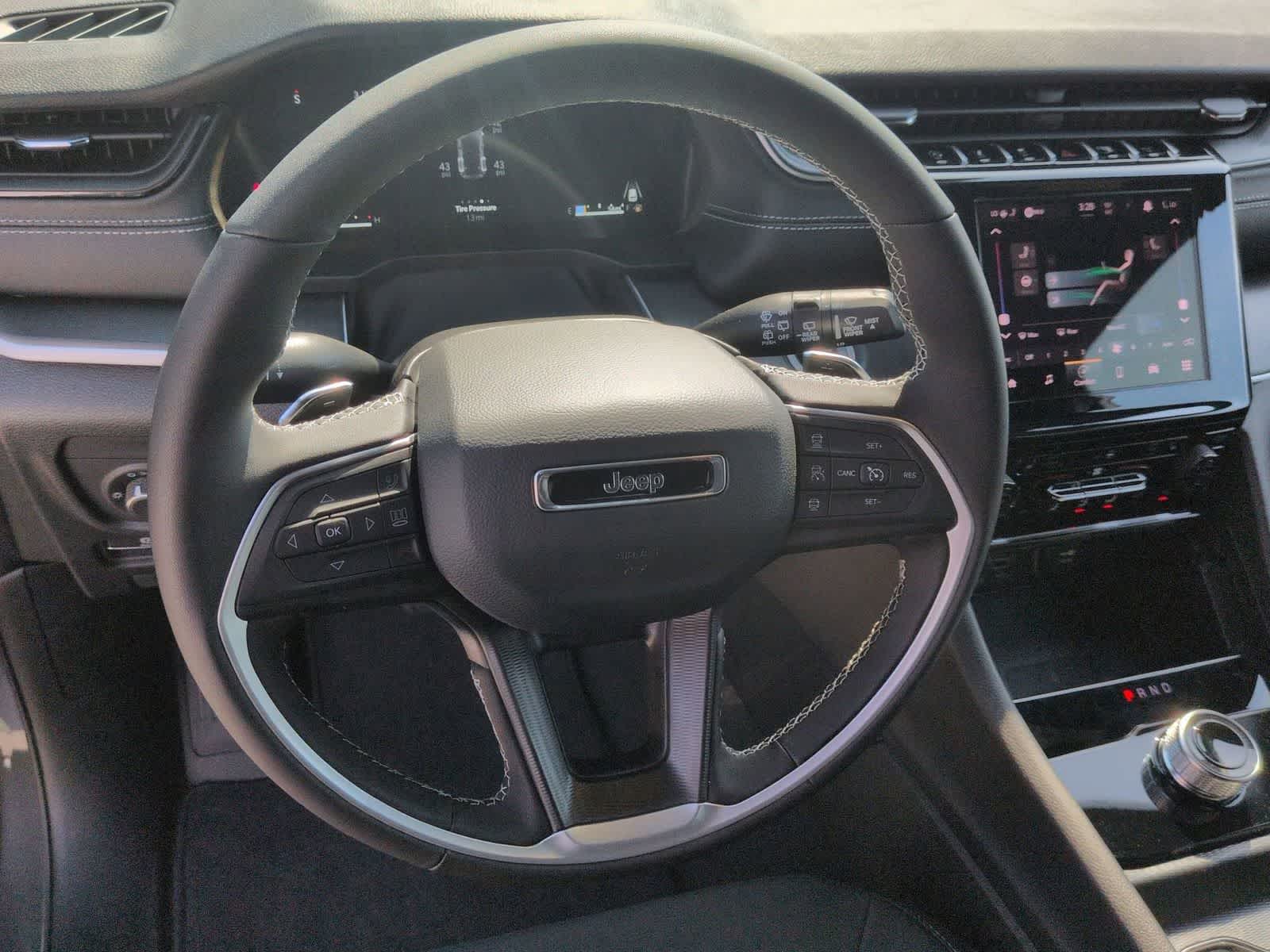 Thumbnail: 2026 Jeep Grand Cherokee - 24