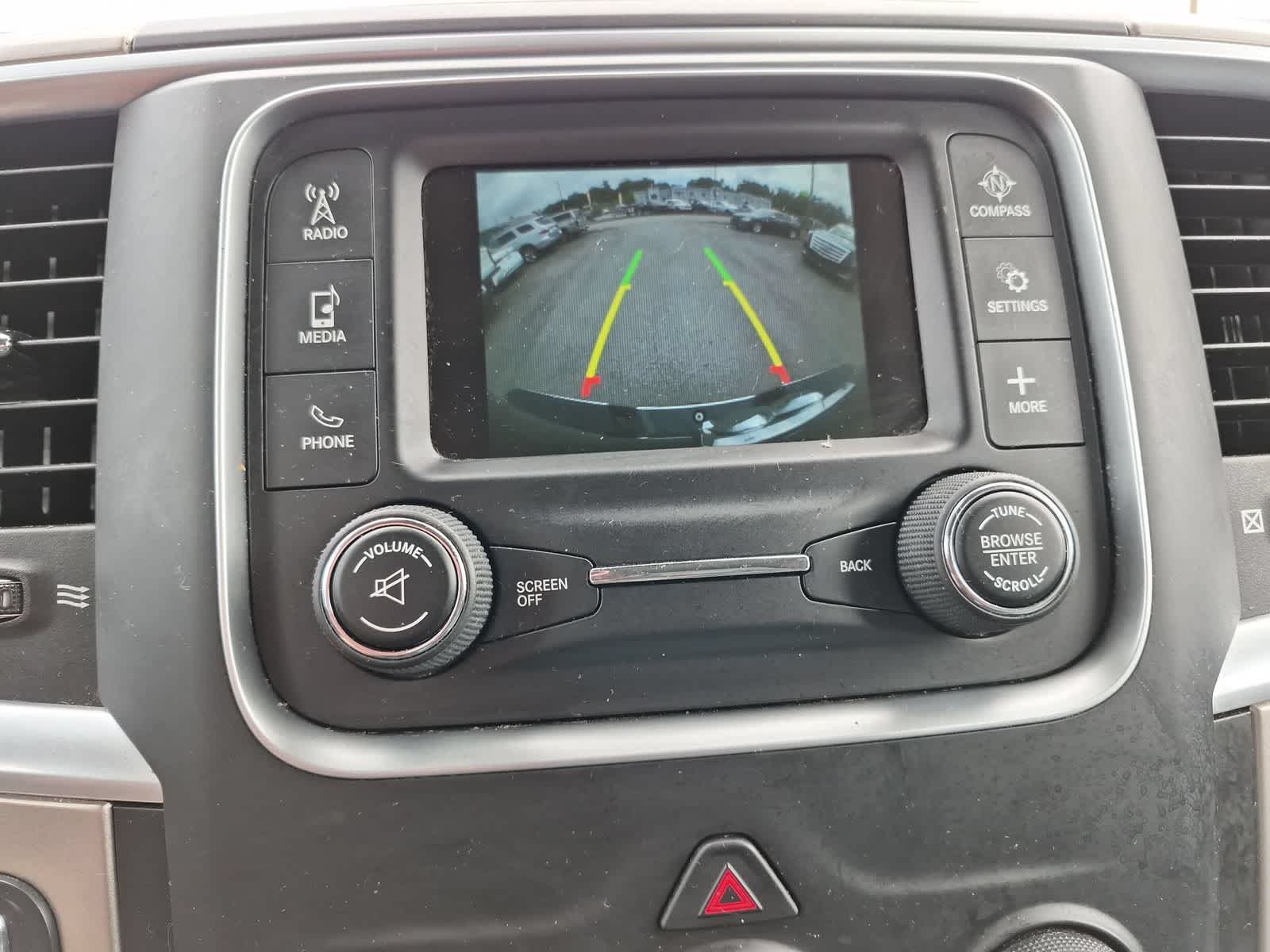 Thumbnail: 2019 RAM 1500 Classic - 26