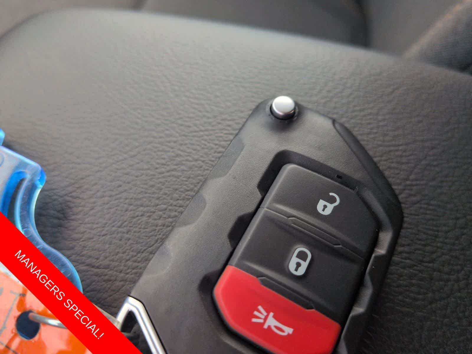 Thumbnail: 2025 Jeep Gladiator - 33