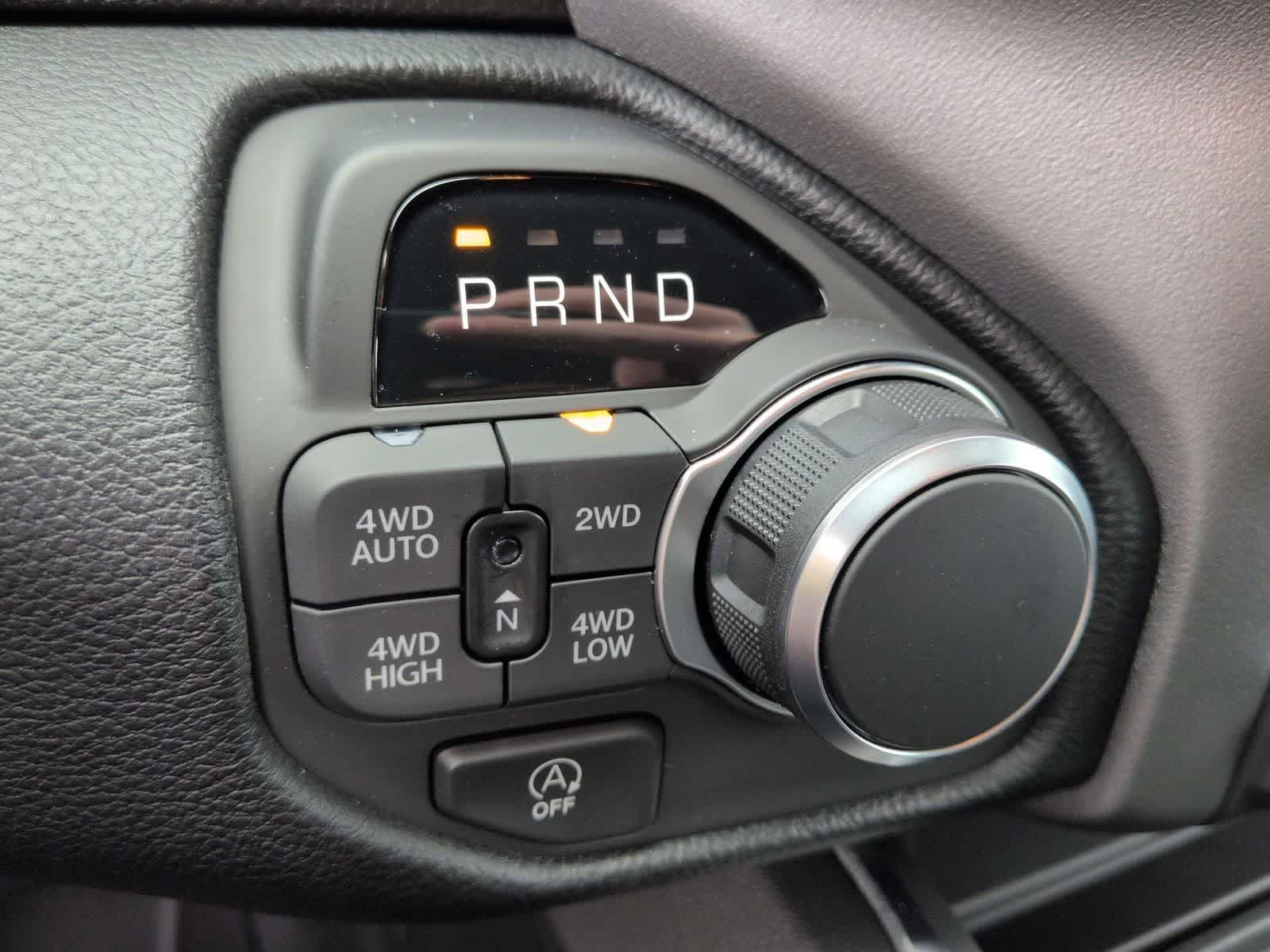 Thumbnail: 2026 RAM 1500 - 31