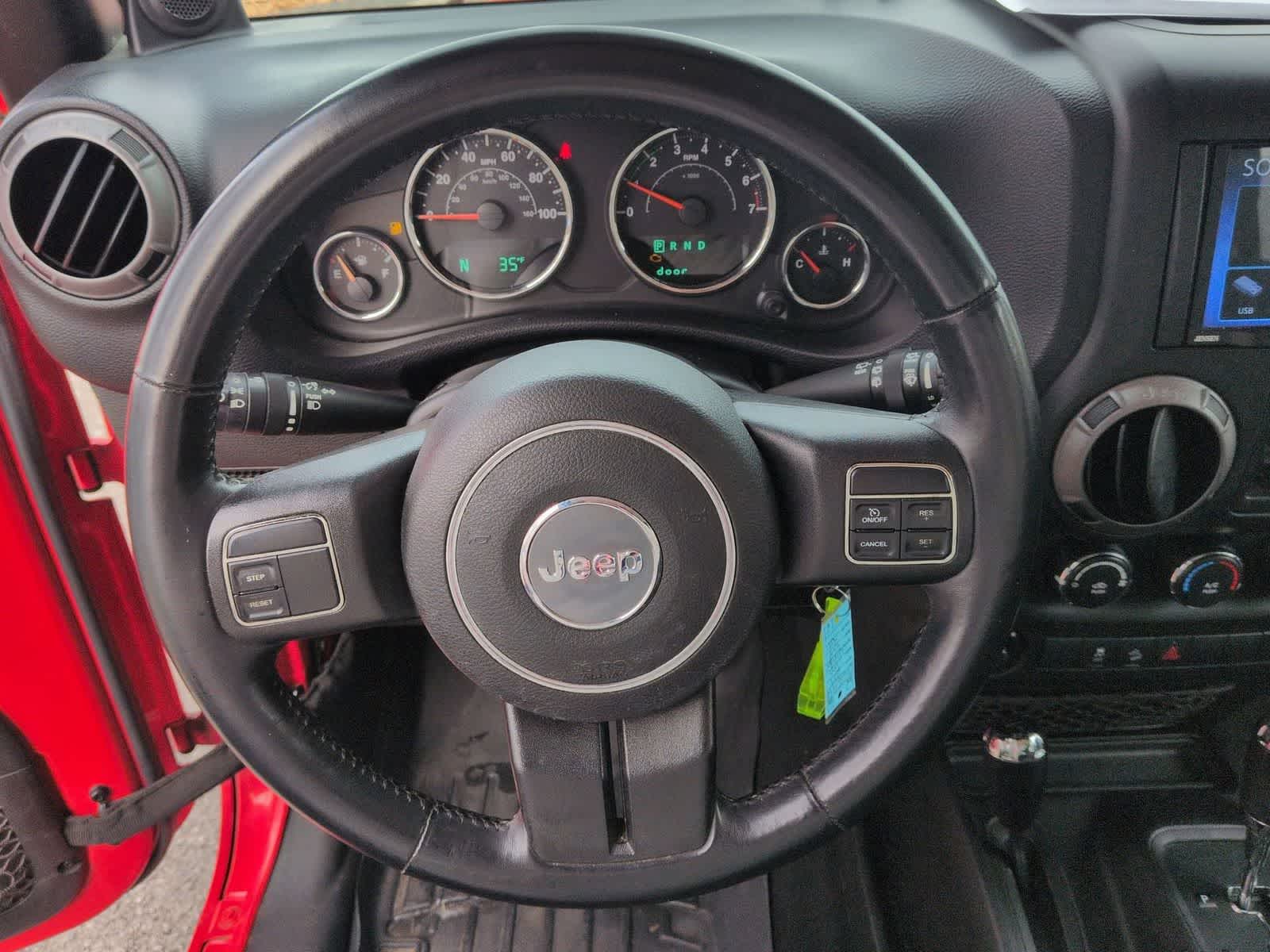 Thumbnail: 2013 Jeep Wrangler - 13