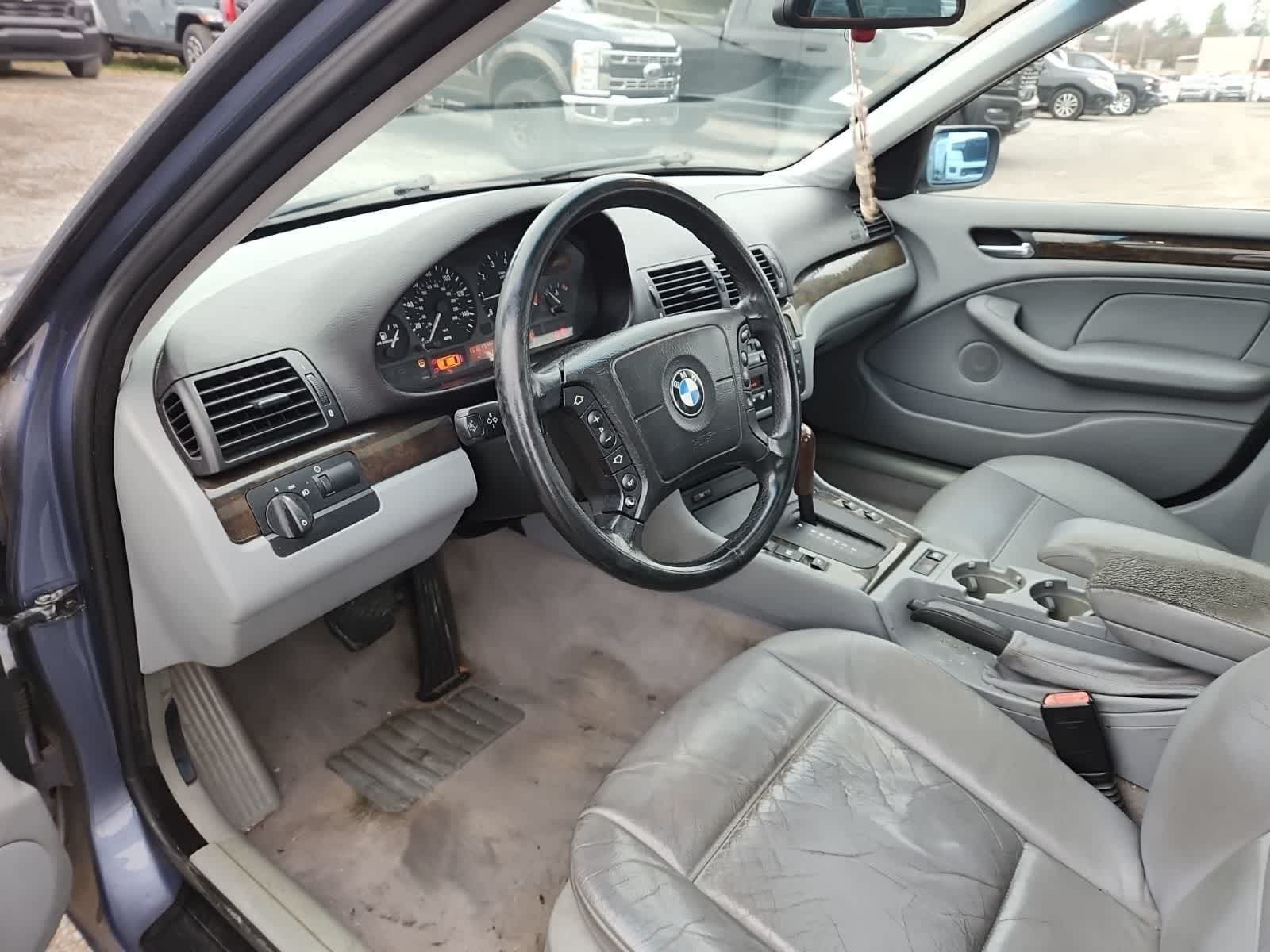 Thumbnail: 2000 BMW 3 Series - 13