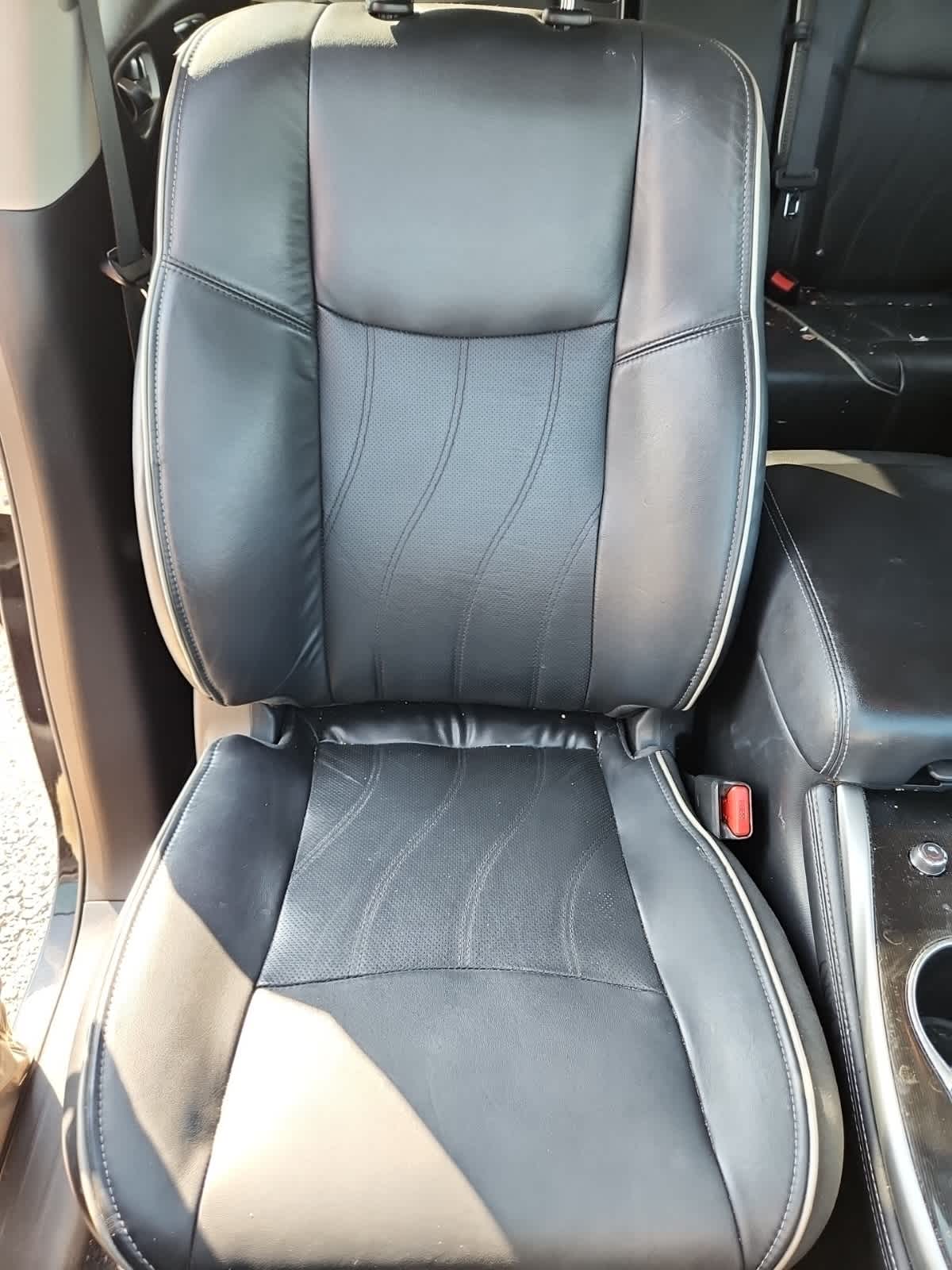 Thumbnail: 2019 INFINITI QX60 - 18