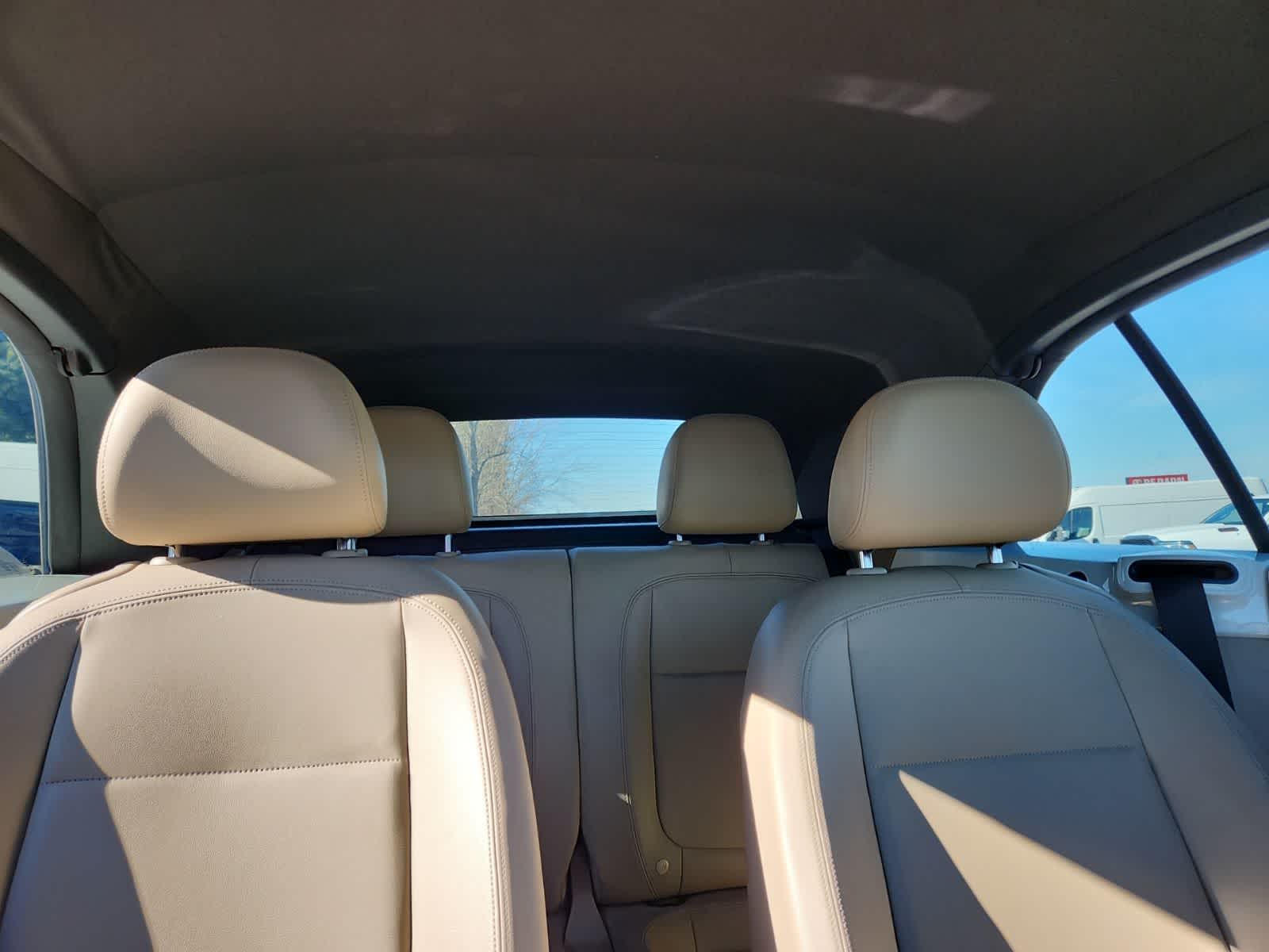 Thumbnail: 2013 Volkswagen Beetle - 22