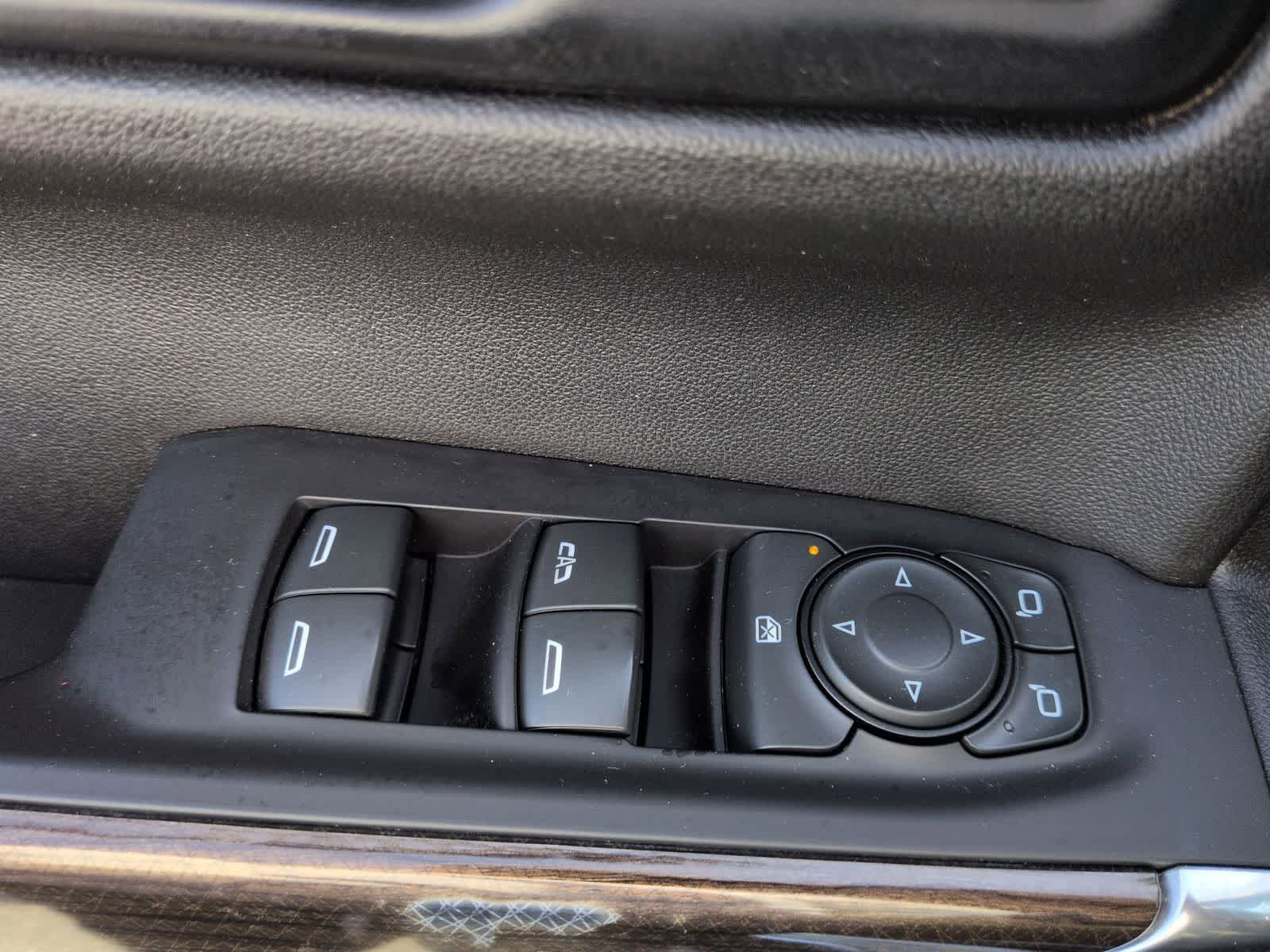 Thumbnail: 2021 Chevrolet Silverado 1500 - 17