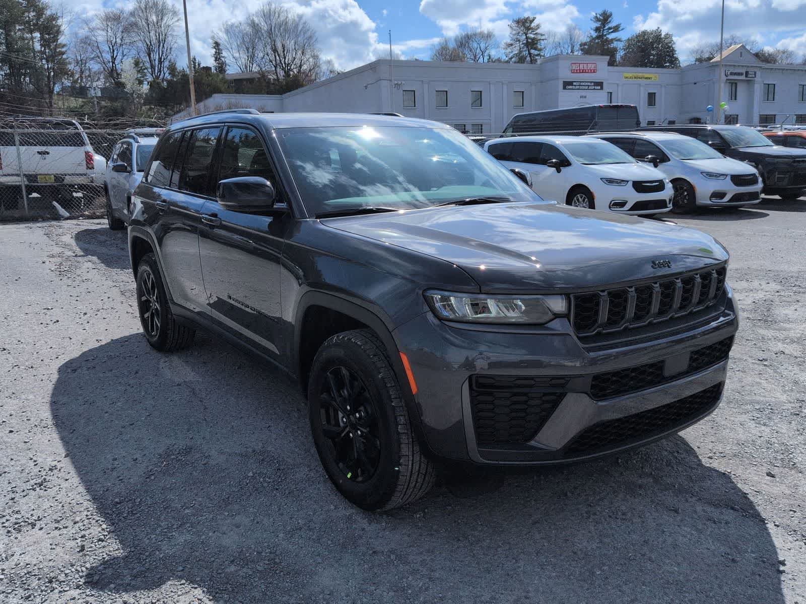 Thumbnail: 2026 Jeep Grand Cherokee - 2