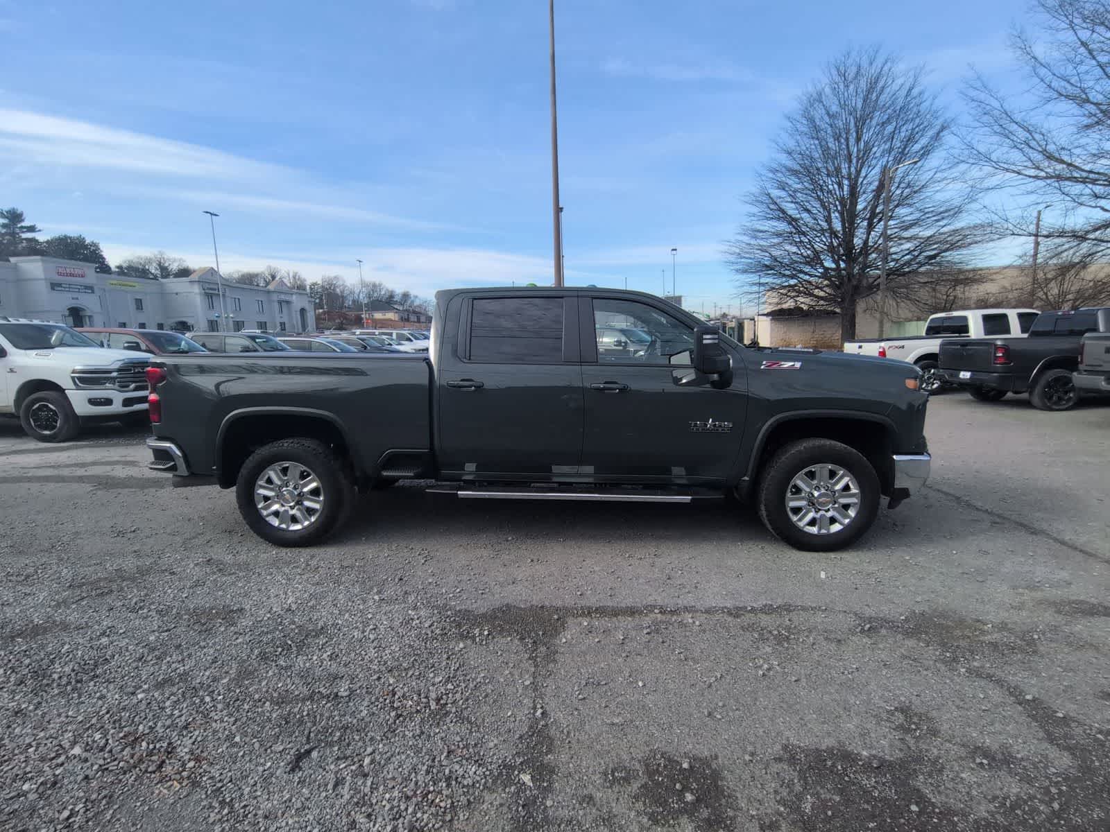 Thumbnail: 2025 Chevrolet Silverado 2500 - 9