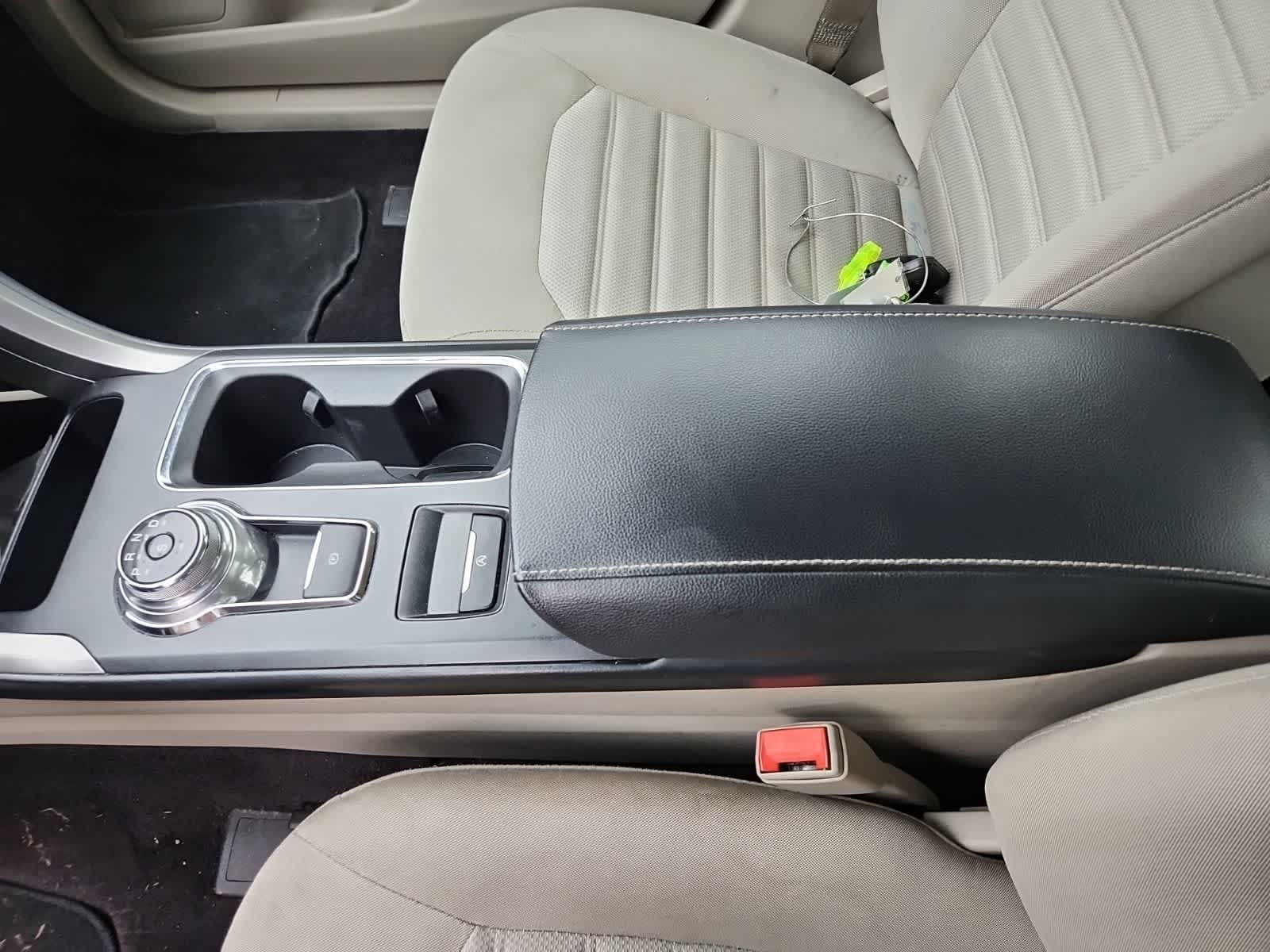 Thumbnail: 2017 Ford Fusion - 11