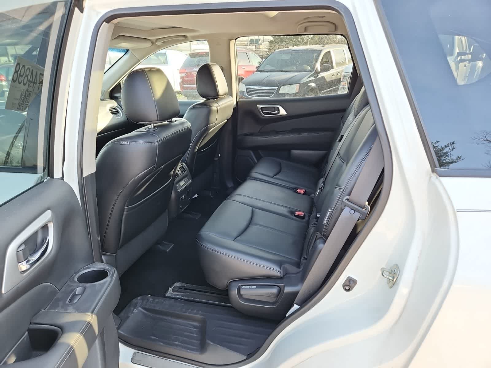 Thumbnail: 2019 Nissan Pathfinder - 27