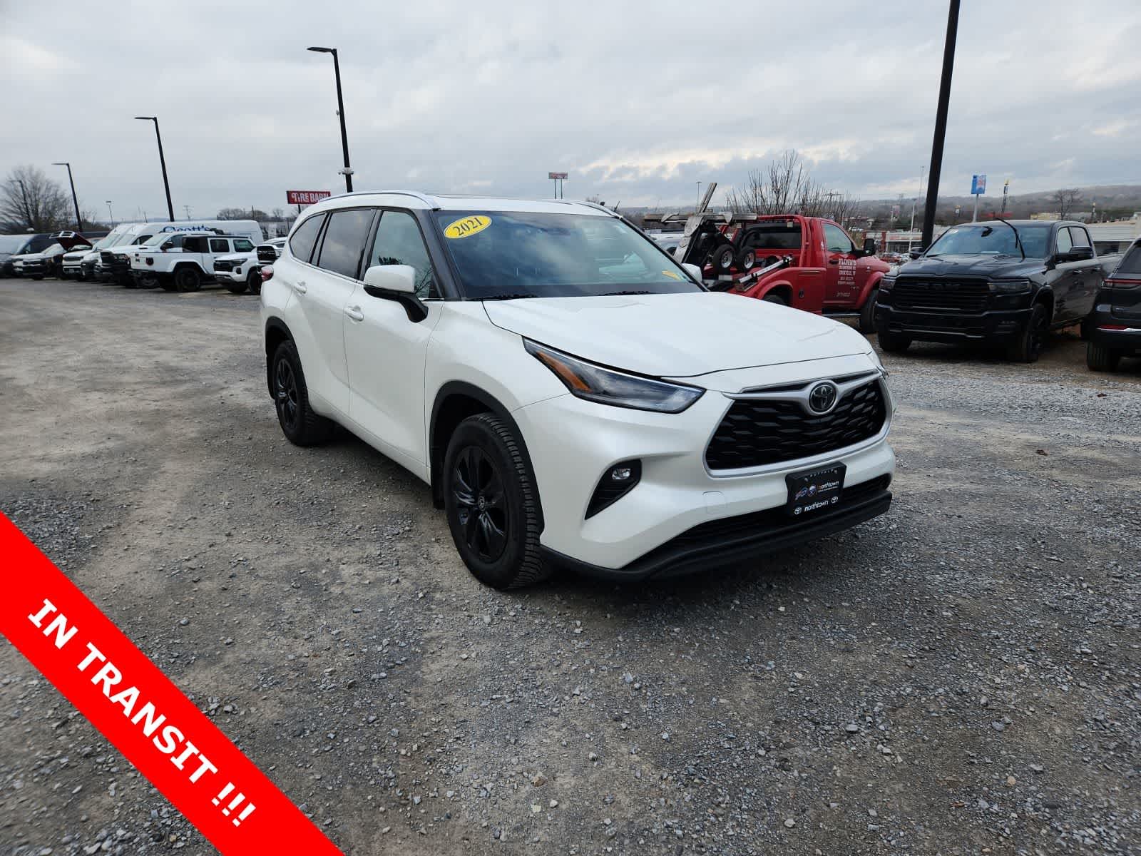 Thumbnail: 2021 Toyota Highlander - 7