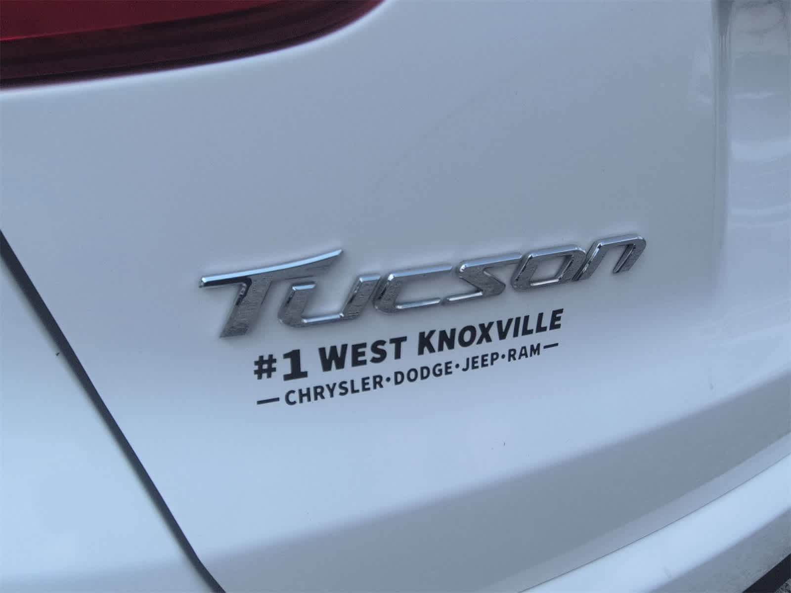 Thumbnail: 2015 Hyundai Tucson - 12