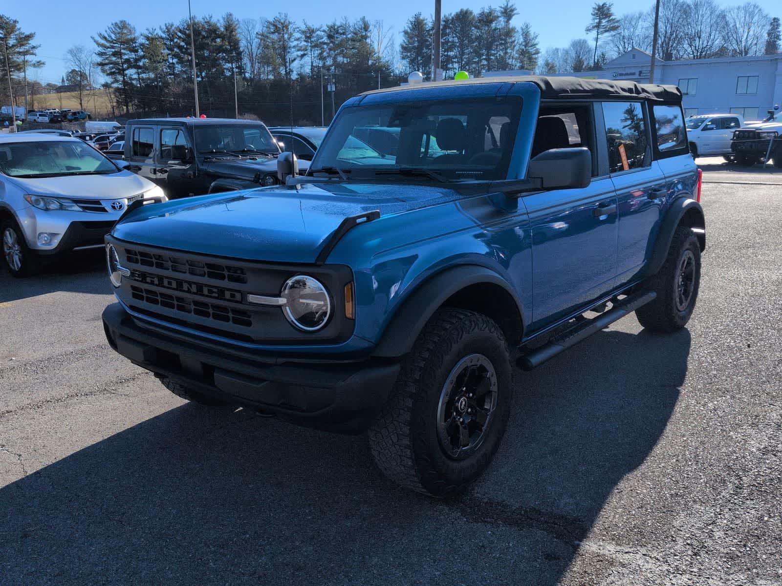 Thumbnail: 2022 Ford Bronco - 4
