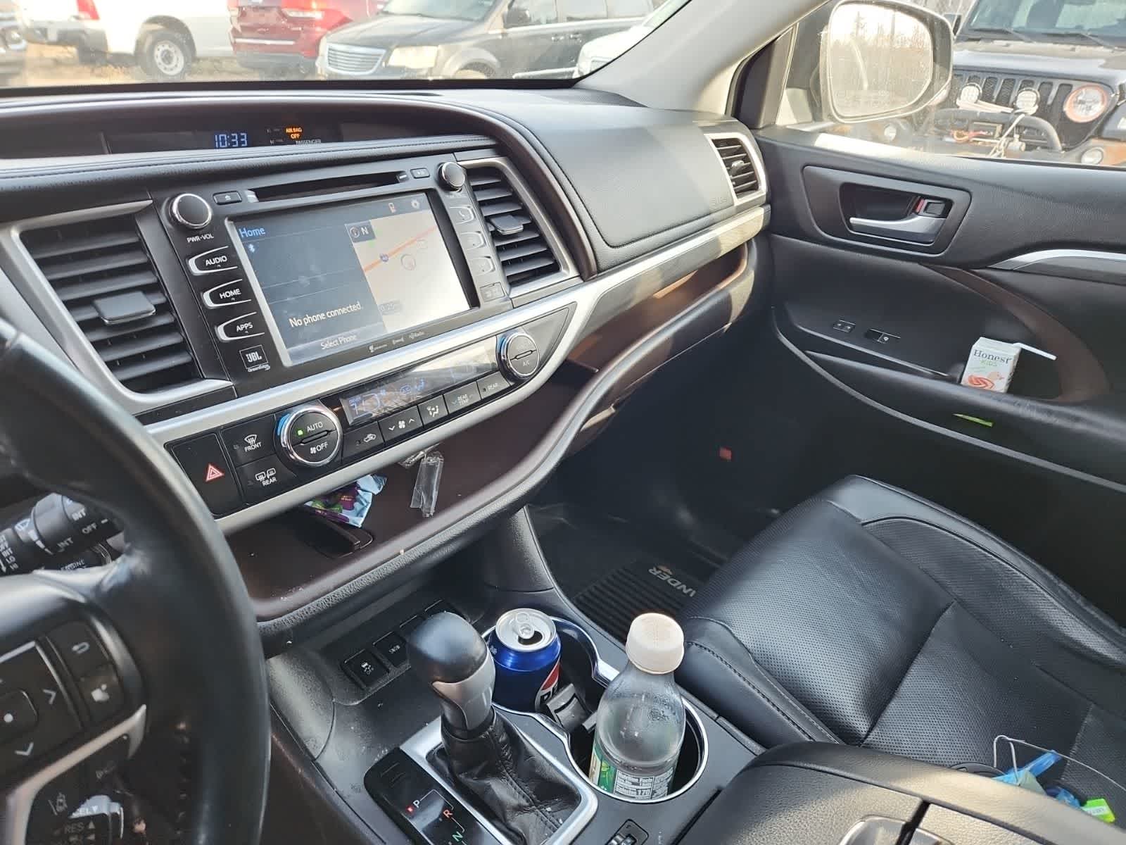 Thumbnail: 2018 Toyota Highlander - 10