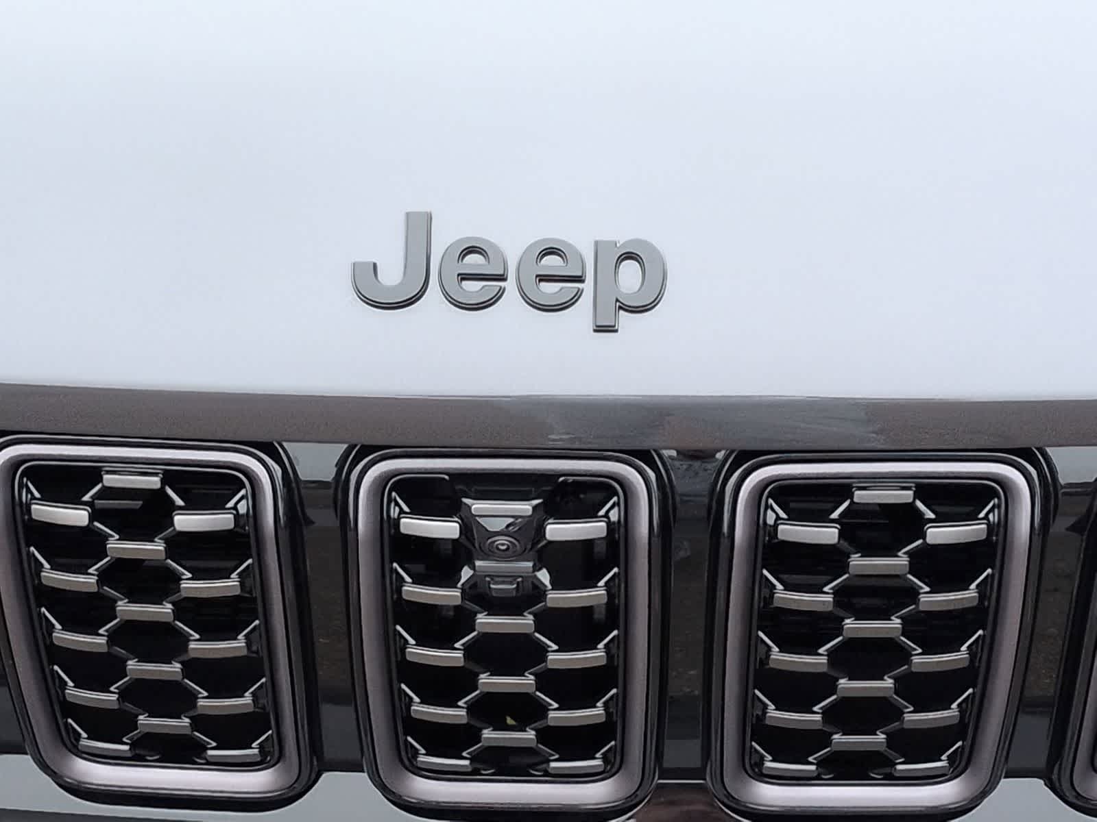 Thumbnail: 2025 Jeep Grand Cherokee L - 12