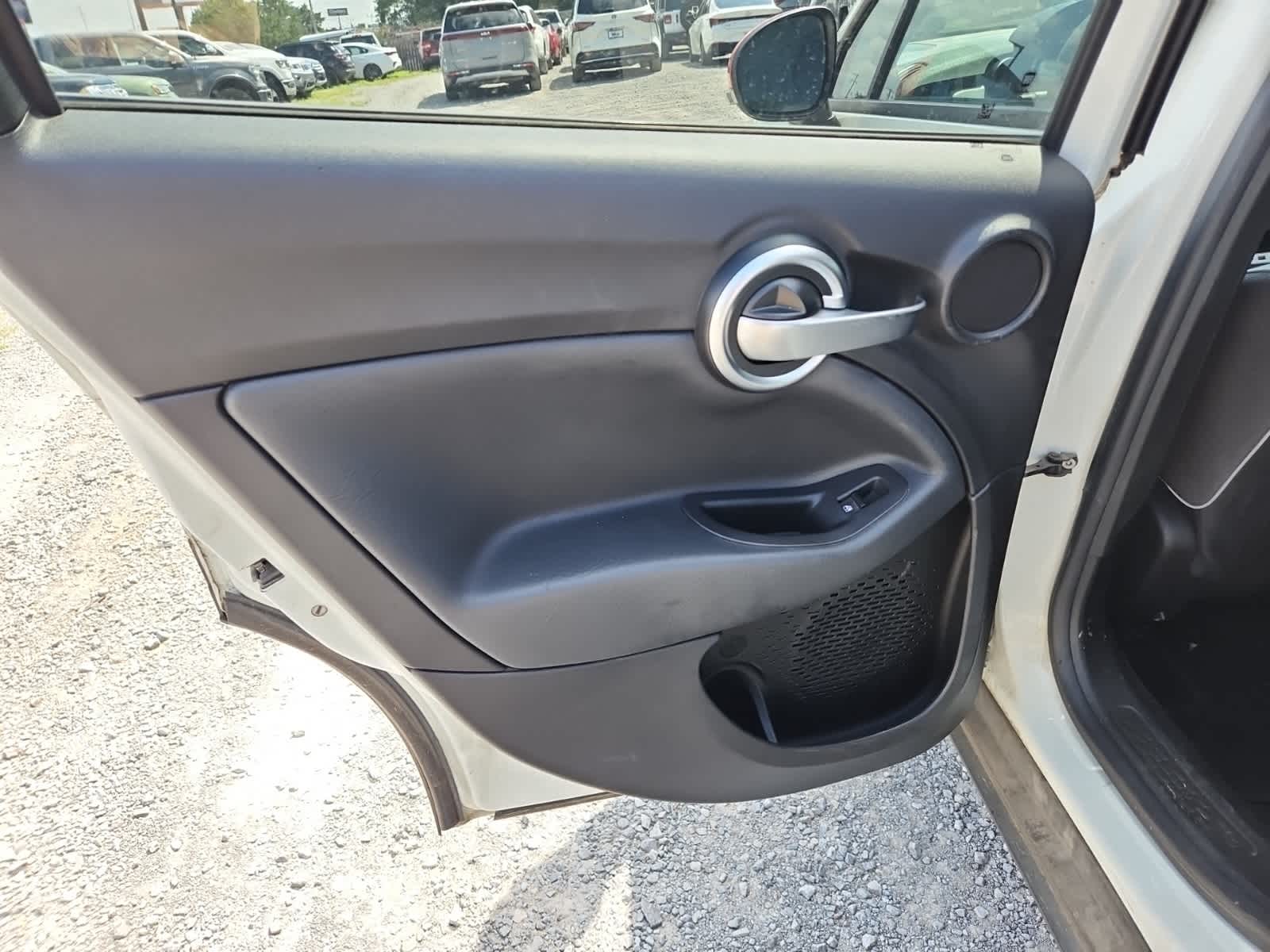 Thumbnail: 2016 Fiat 500X - 27