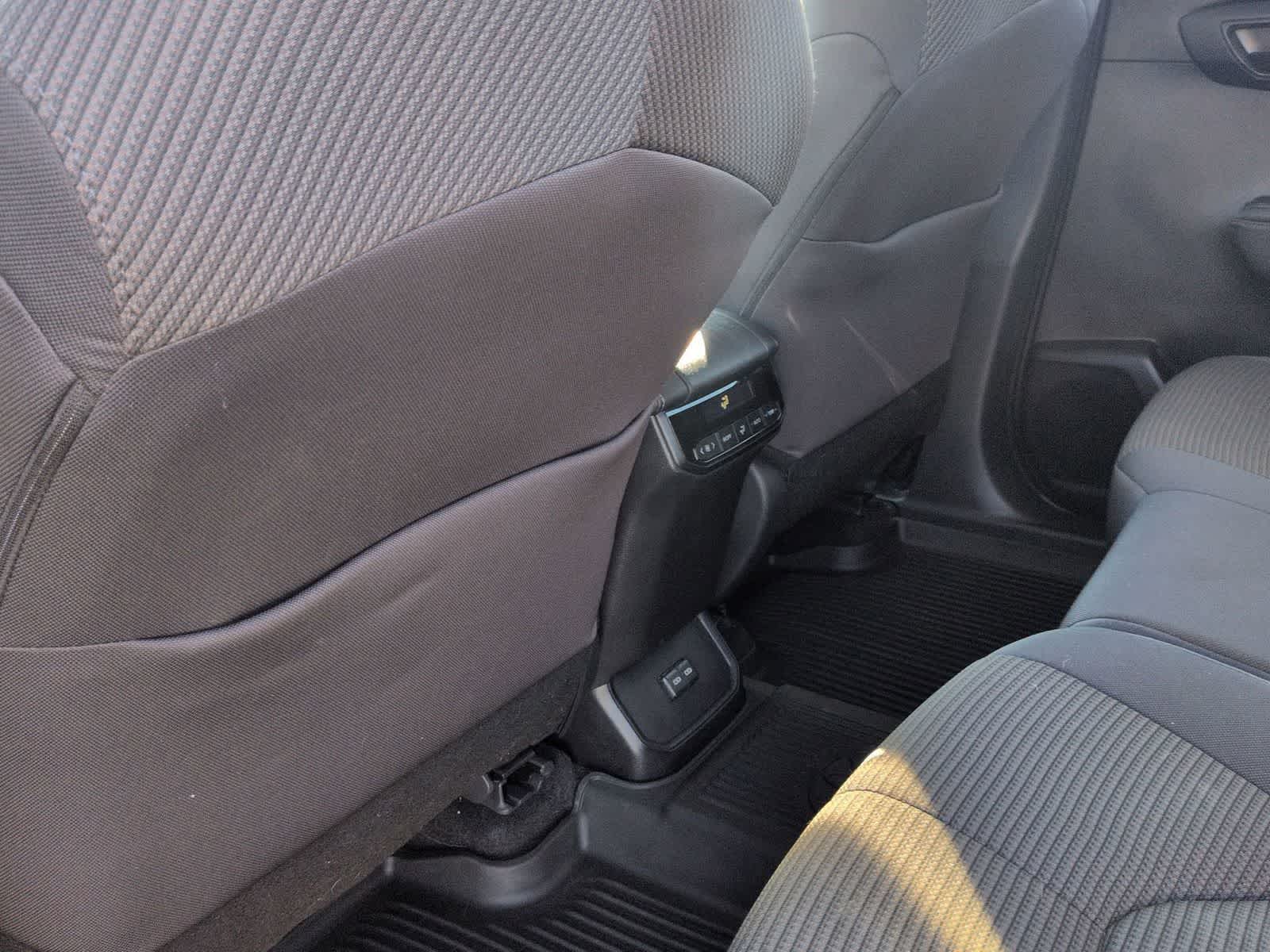 Thumbnail: 2024 Toyota Highlander - 16