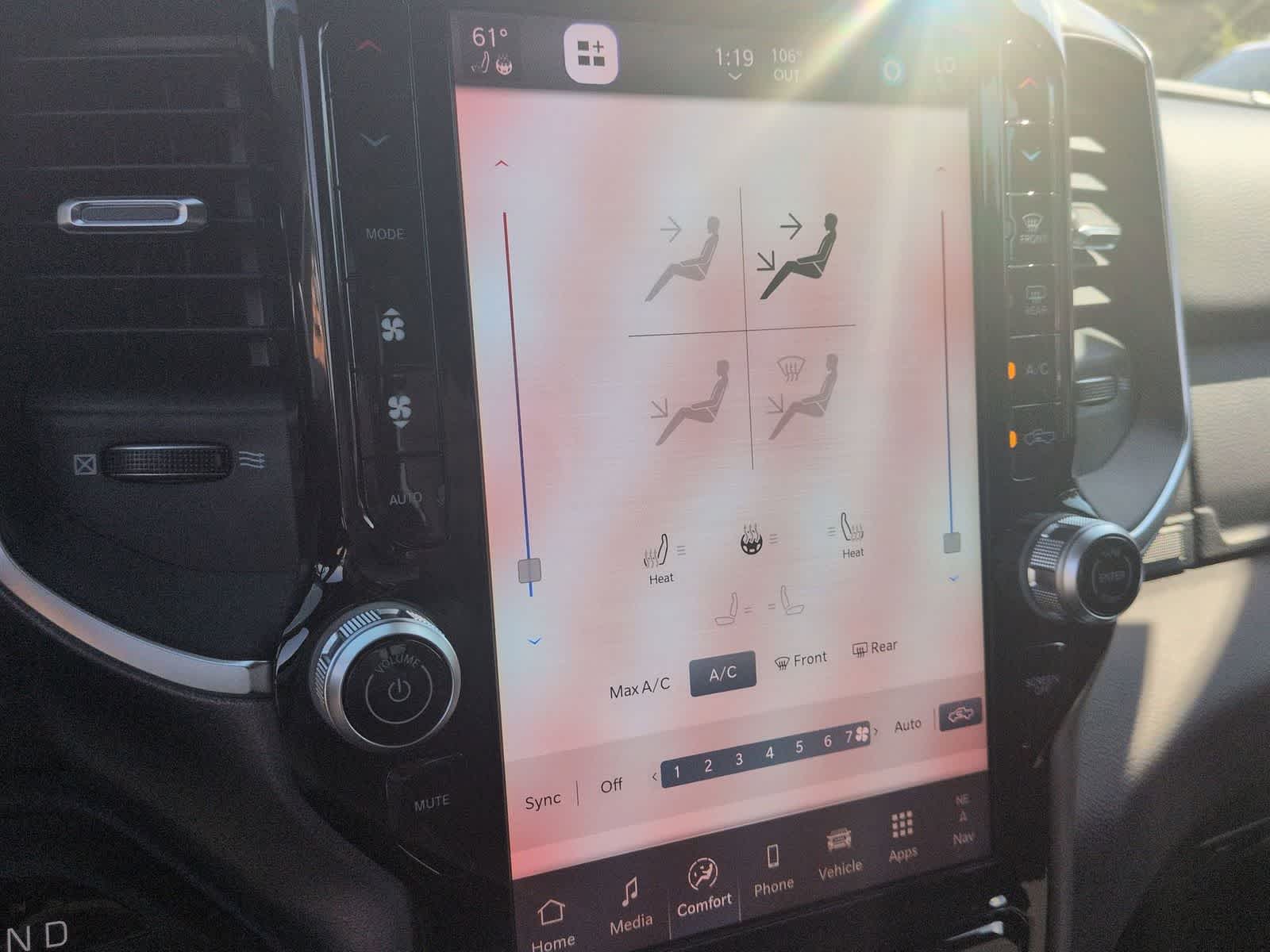 Thumbnail: 2026 RAM 1500 - 27