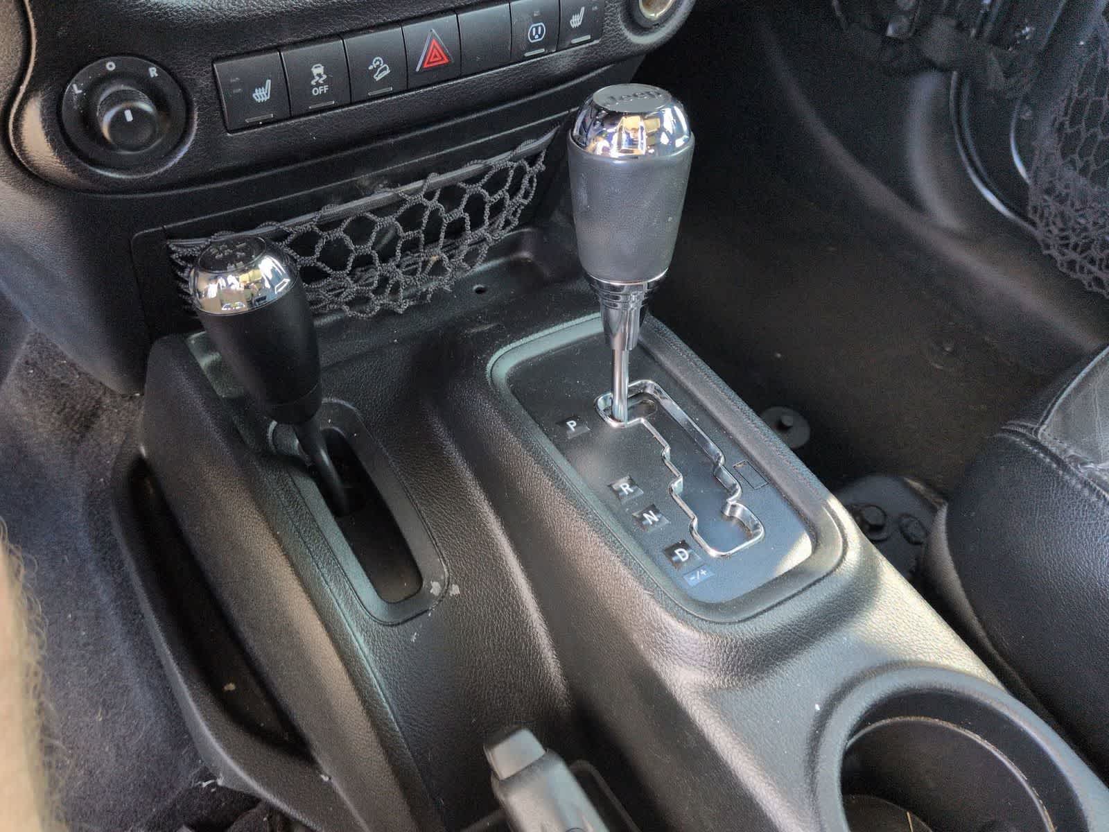 Thumbnail: 2017 Jeep Wrangler - 28