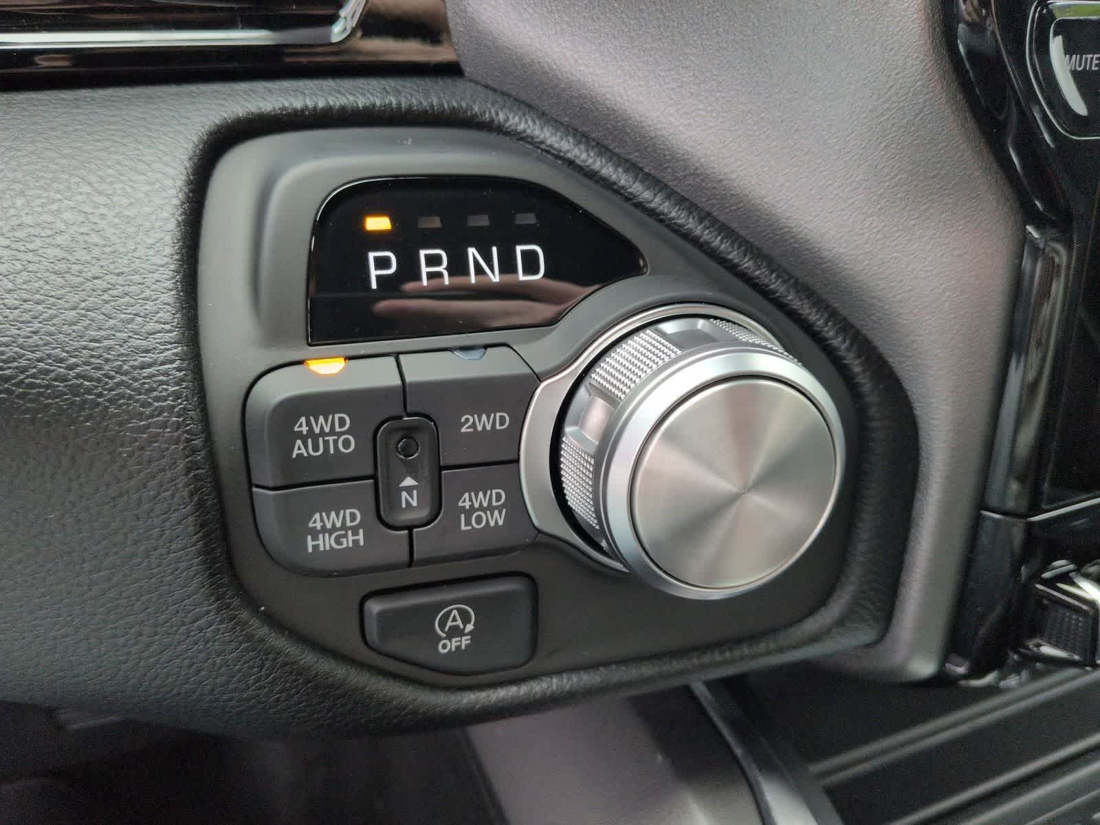 Thumbnail: 2026 RAM 1500 - 32