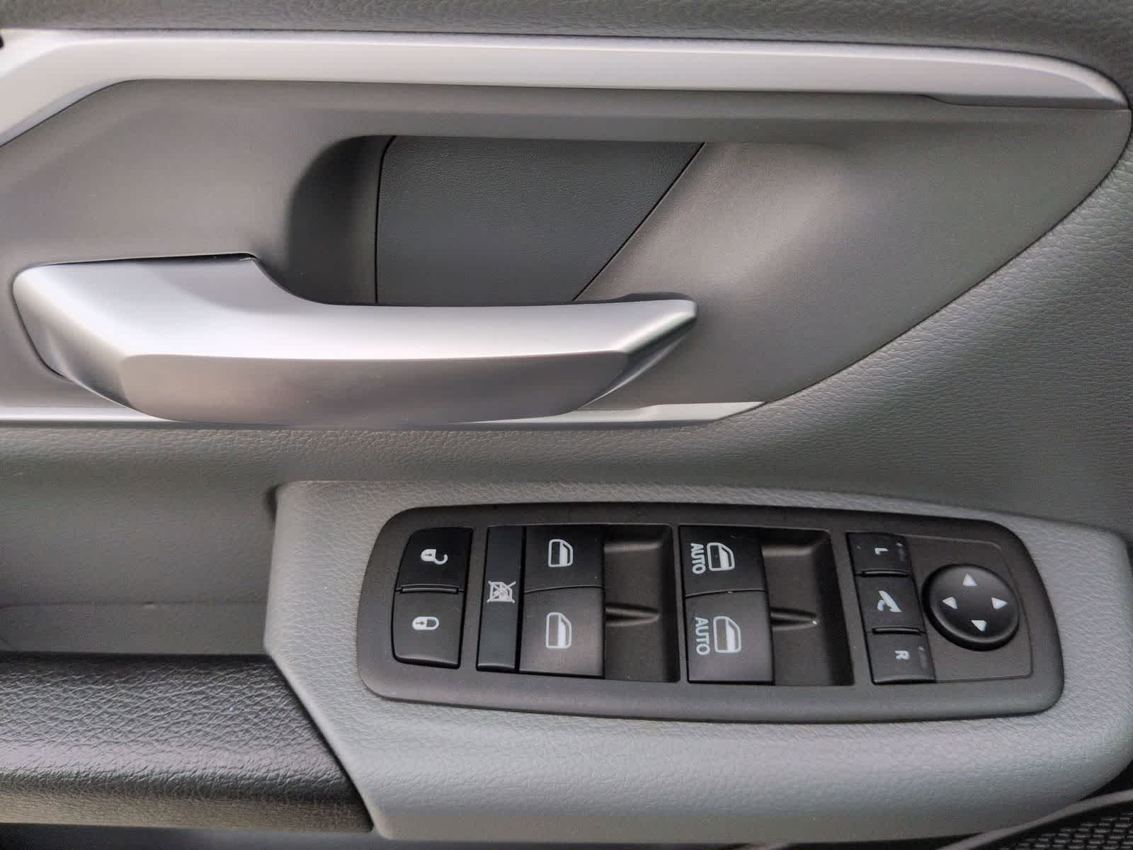 Thumbnail: 2020 RAM 1500 - 17