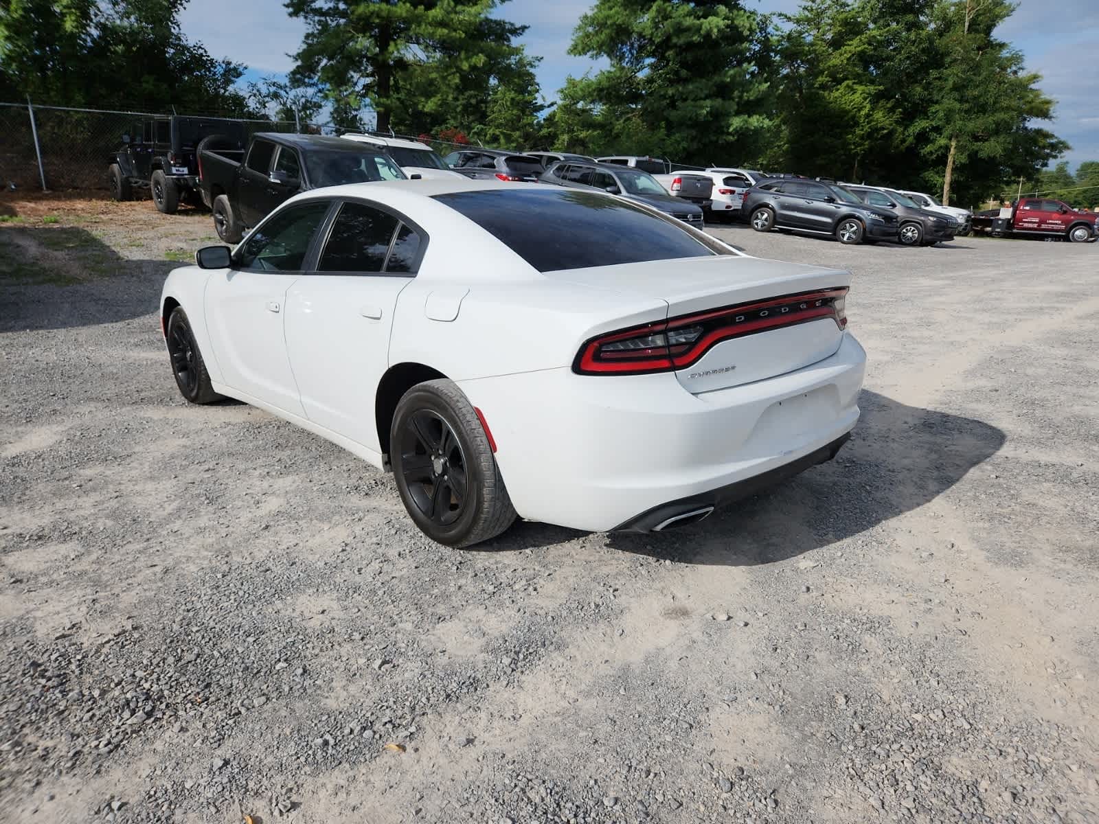 Thumbnail: 2017 Dodge Charger - 3