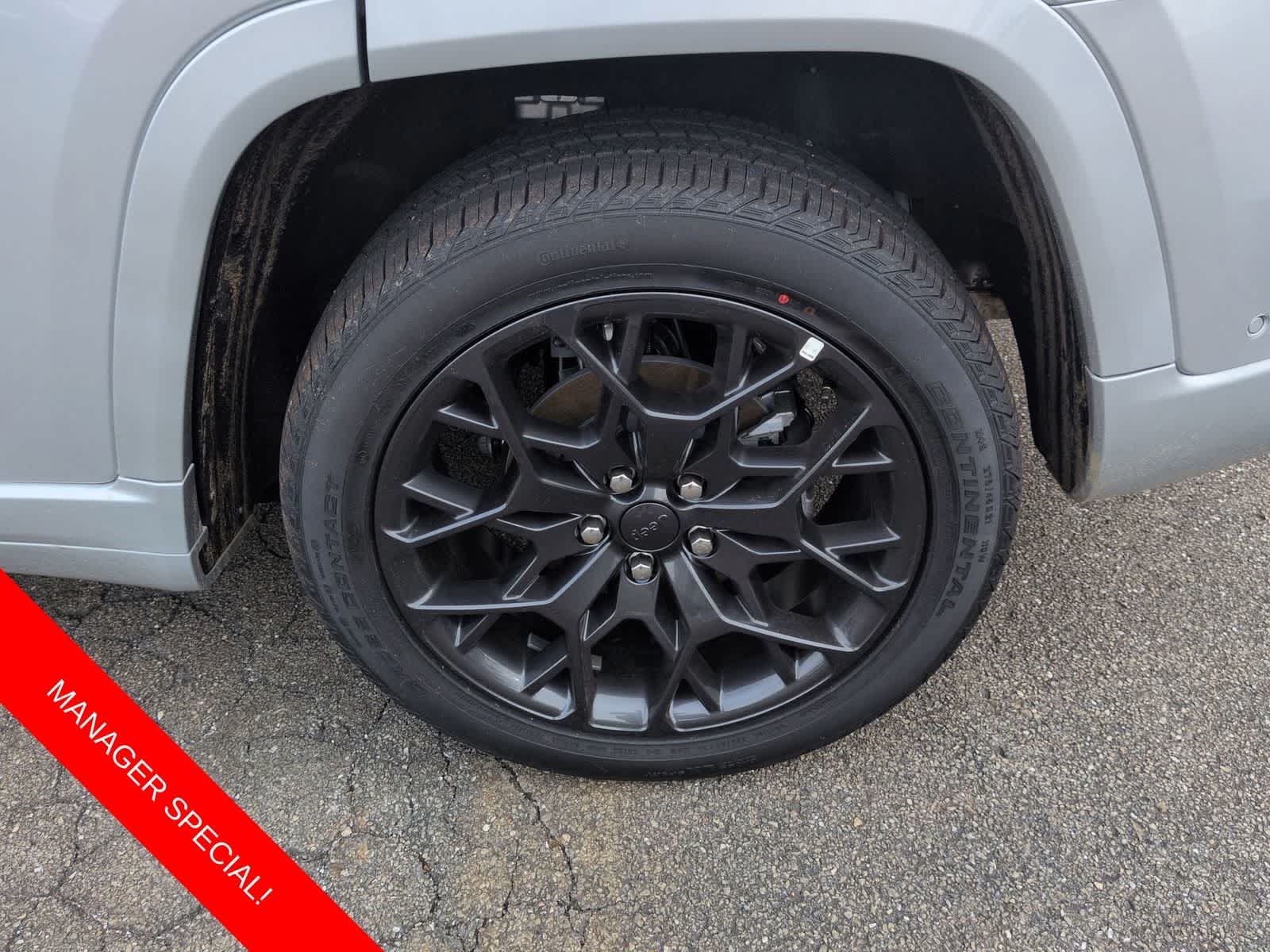 Thumbnail: 2025 Jeep Grand Cherokee - 13