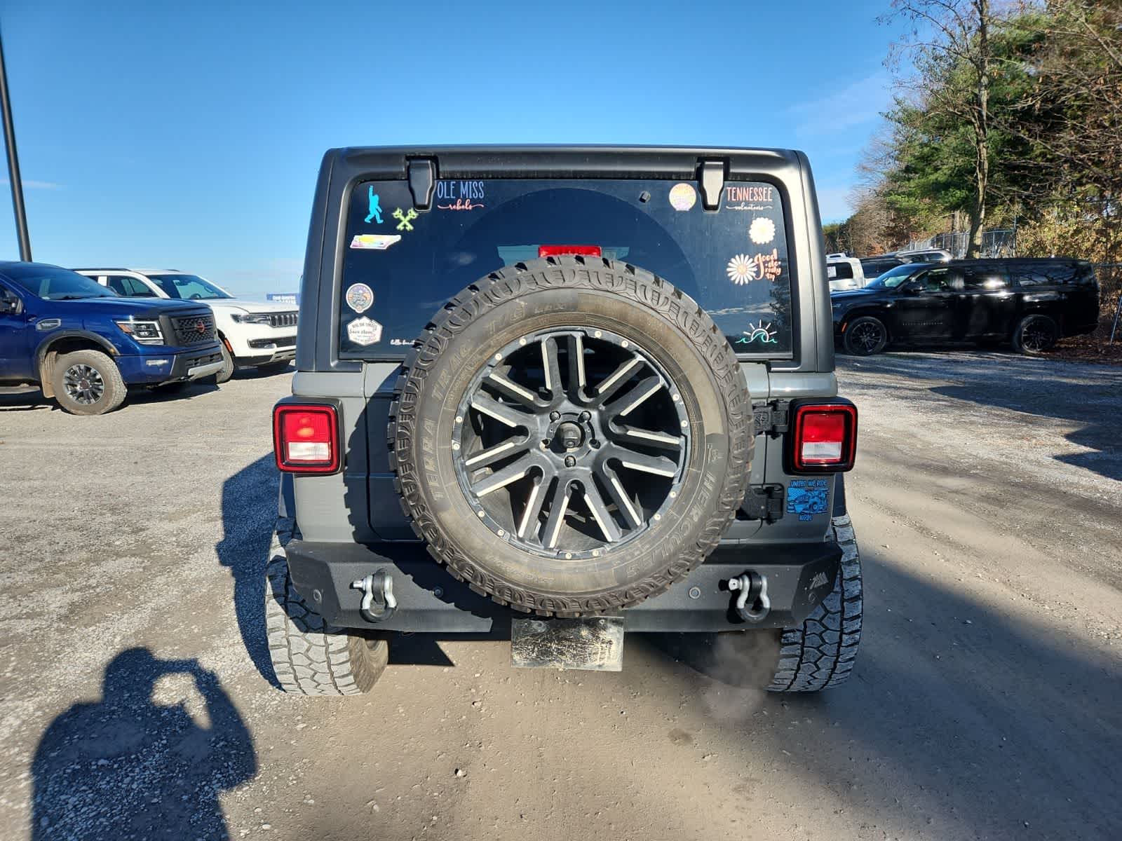 Thumbnail: 2021 Jeep Wrangler - 5