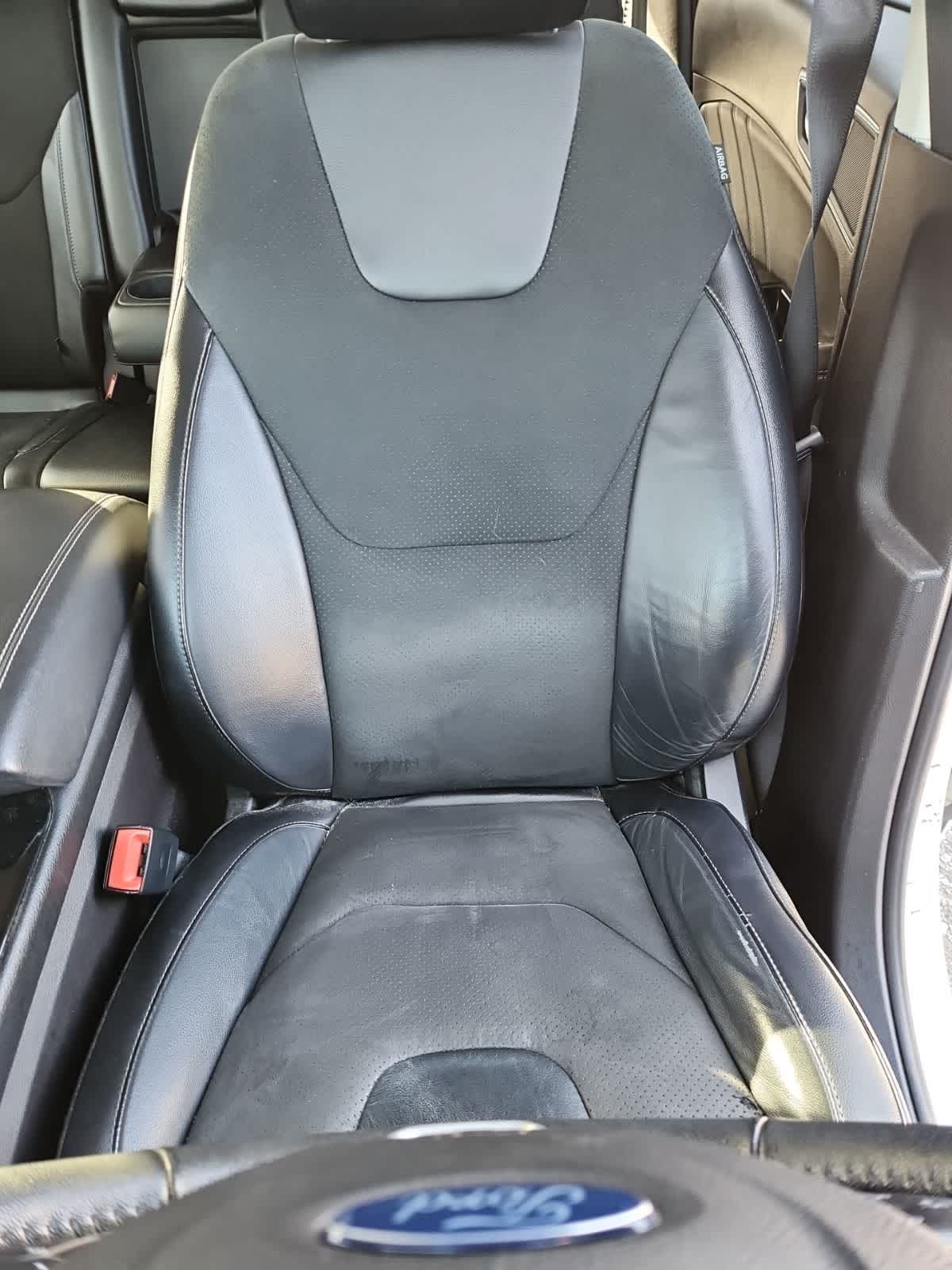 Thumbnail: 2016 Ford Edge - 14