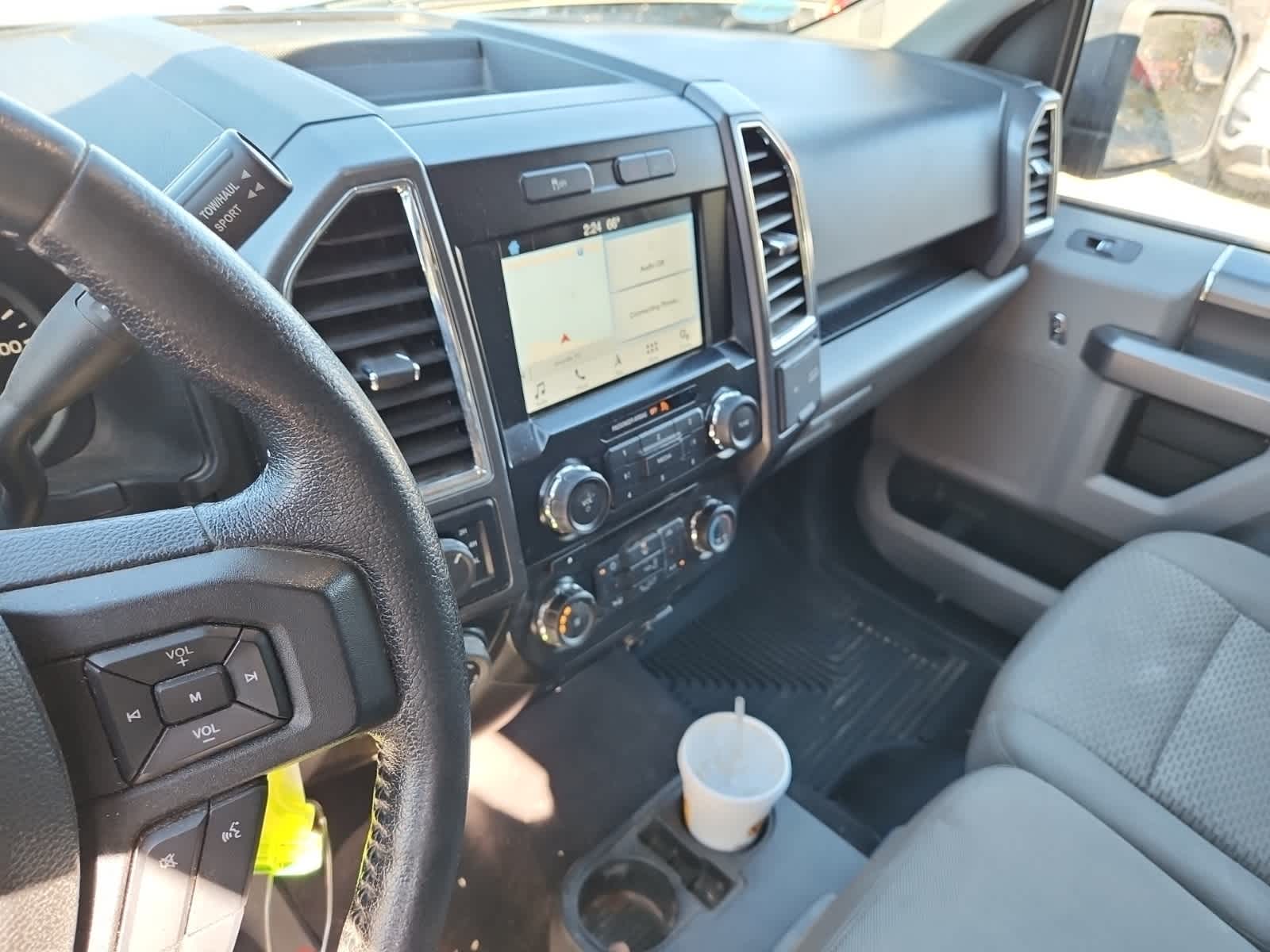 Thumbnail: 2016 Ford F-150 - 10