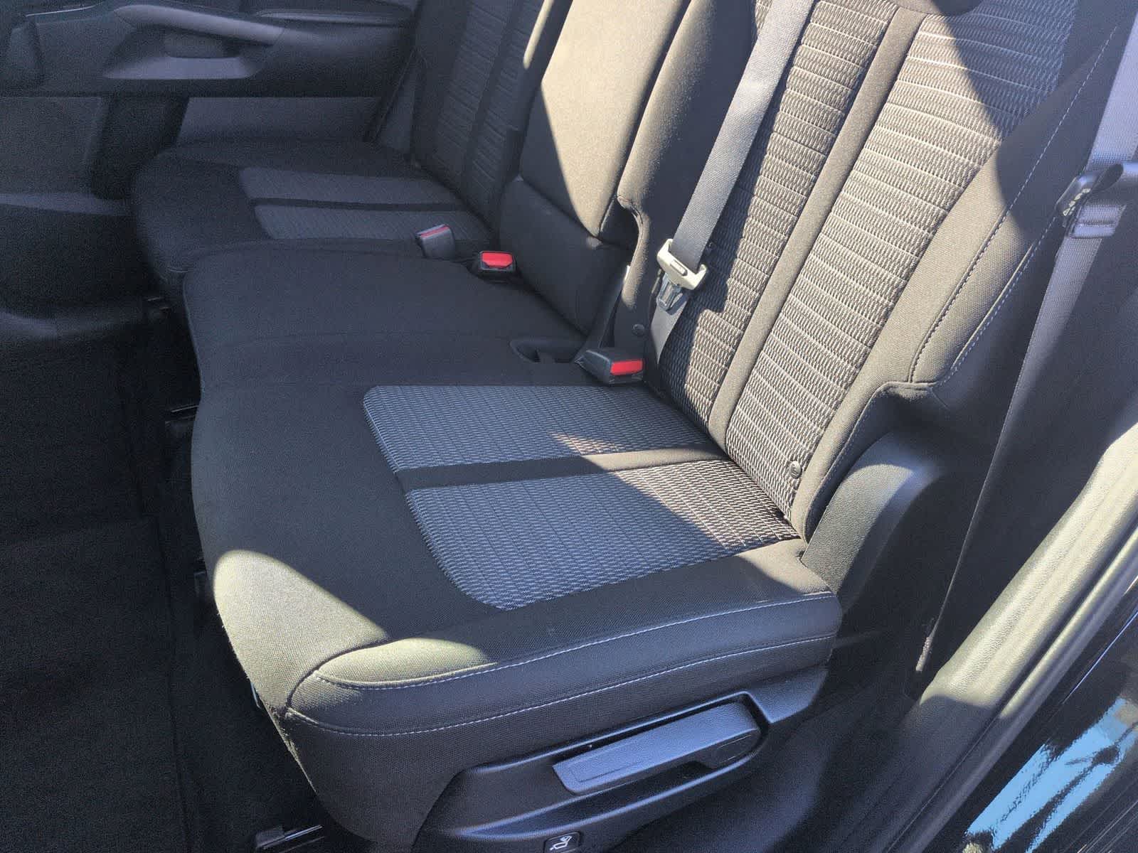 Thumbnail: 2022 Kia Sorento - 18