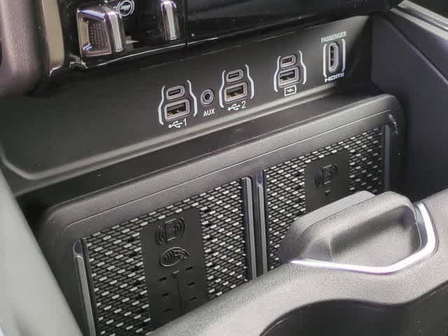 Thumbnail: 2025 RAM 1500 - 31