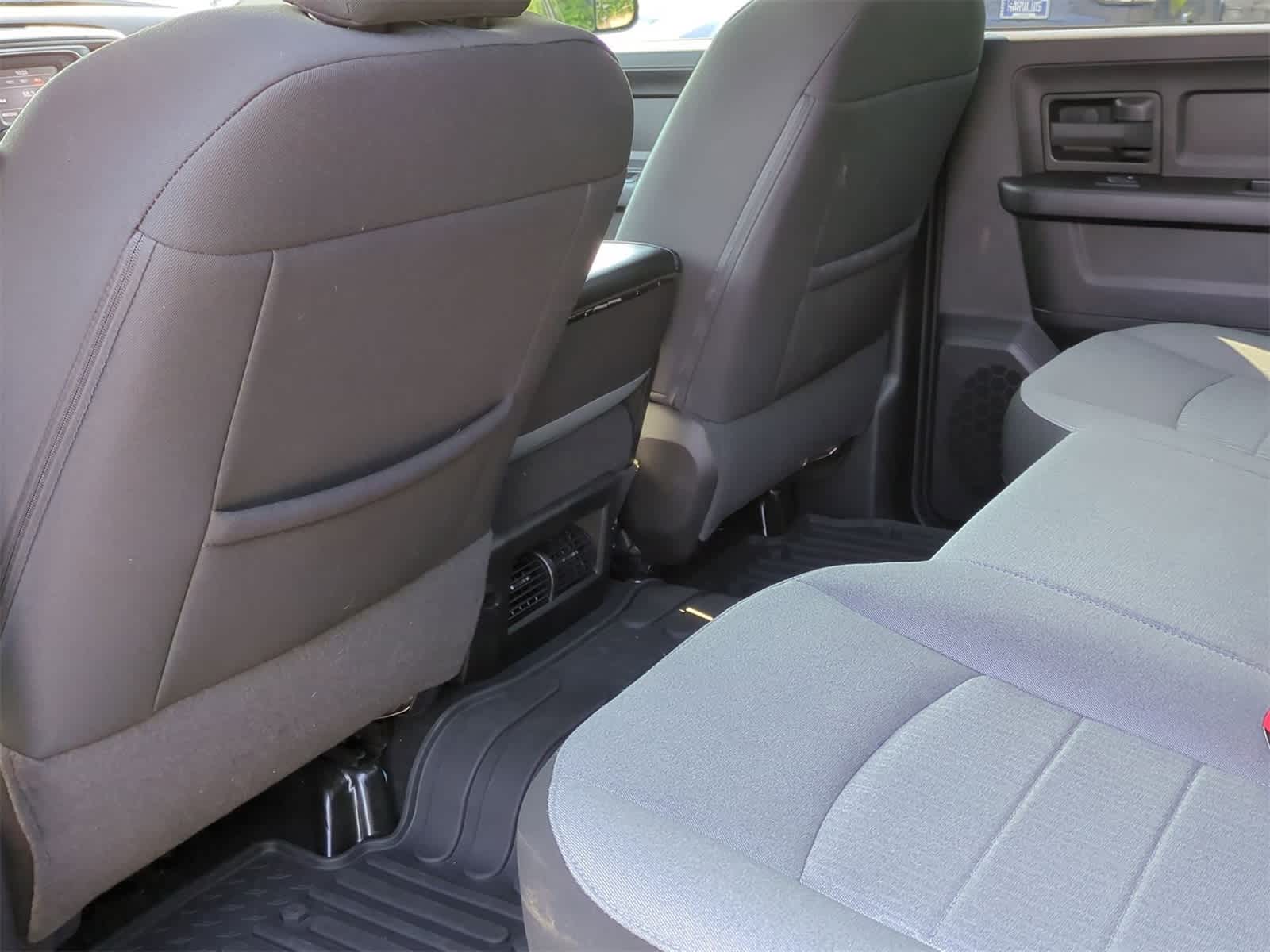 2023 RAM 1500 Classic Tradesman 18