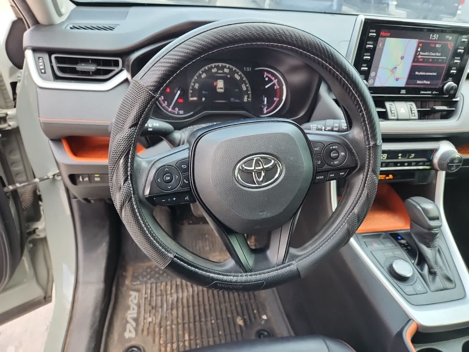 Thumbnail: 2019 Toyota RAV4 - 12