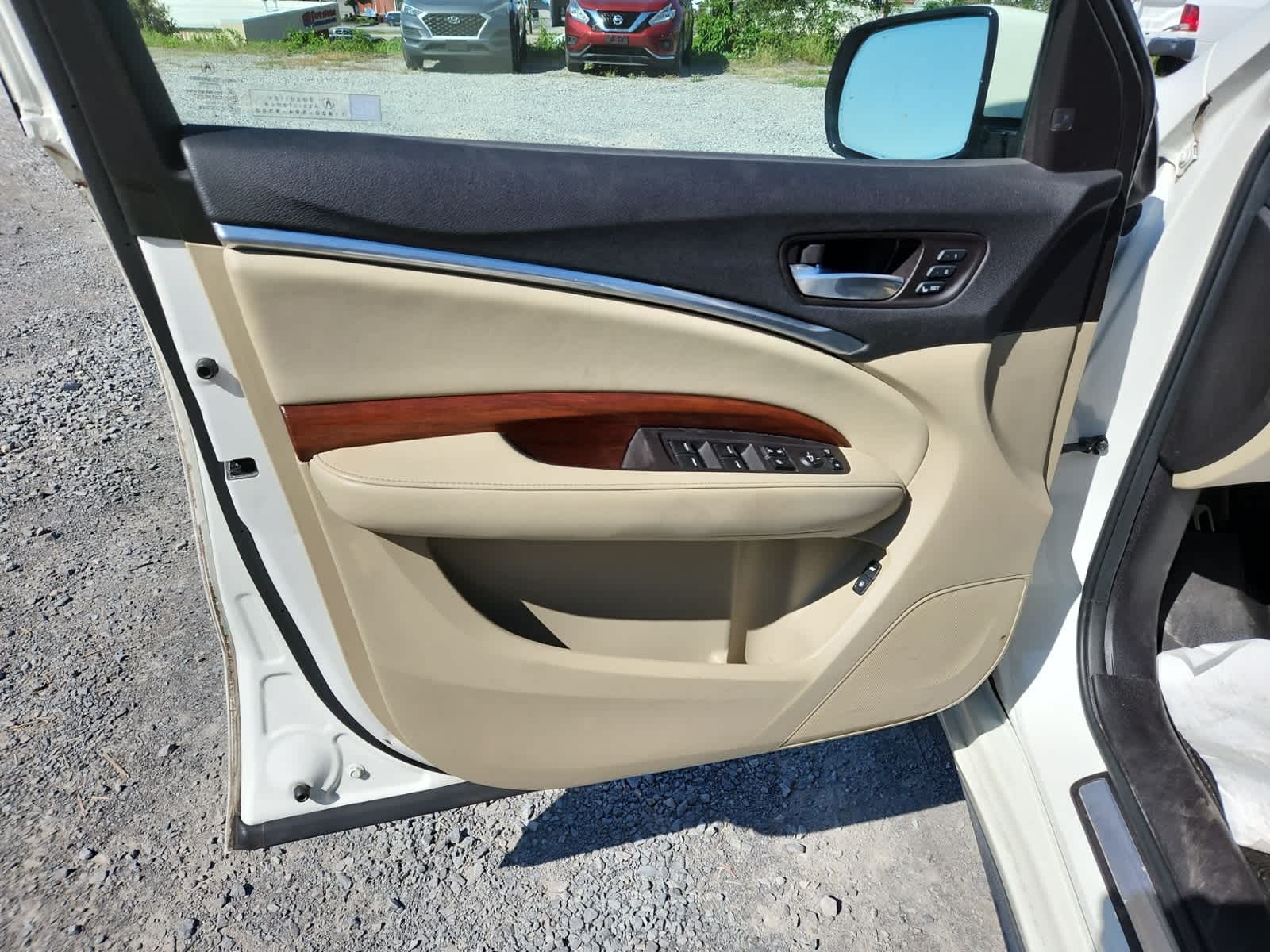 Thumbnail: 2017 Acura MDX - 16