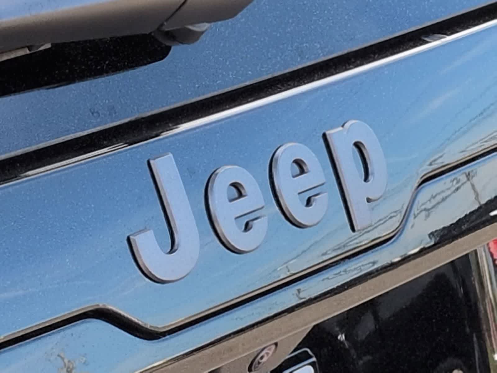 Thumbnail: 2026 Jeep Cherokee - 12
