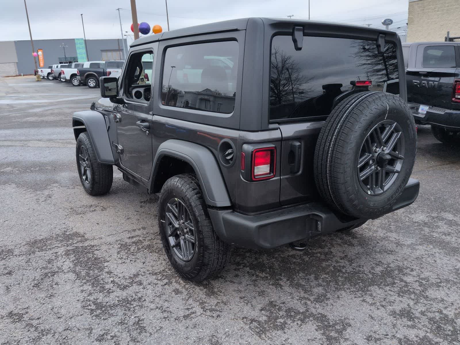 Thumbnail: 2026 Jeep Wrangler - 6