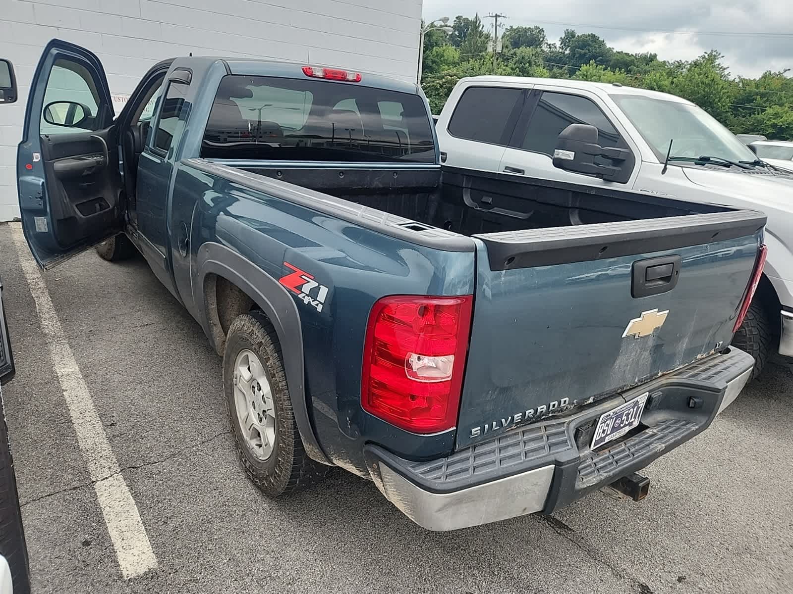 2009 Chevrolet Silverado 1500 LT 2