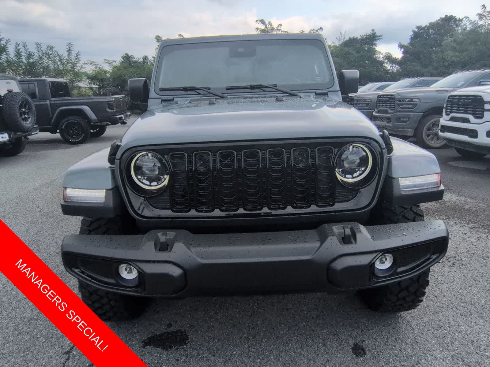 Thumbnail: 2025 Jeep Gladiator - 3