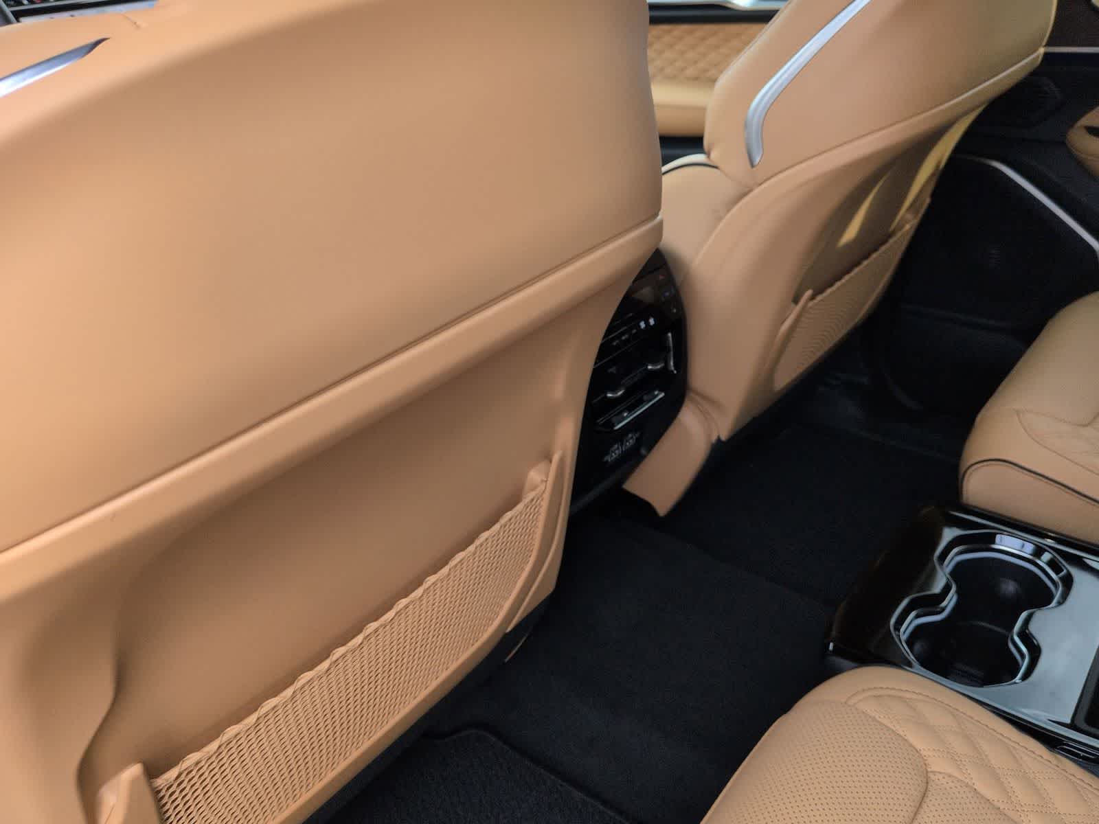 Thumbnail: 2025 Jeep Grand Cherokee L - 17