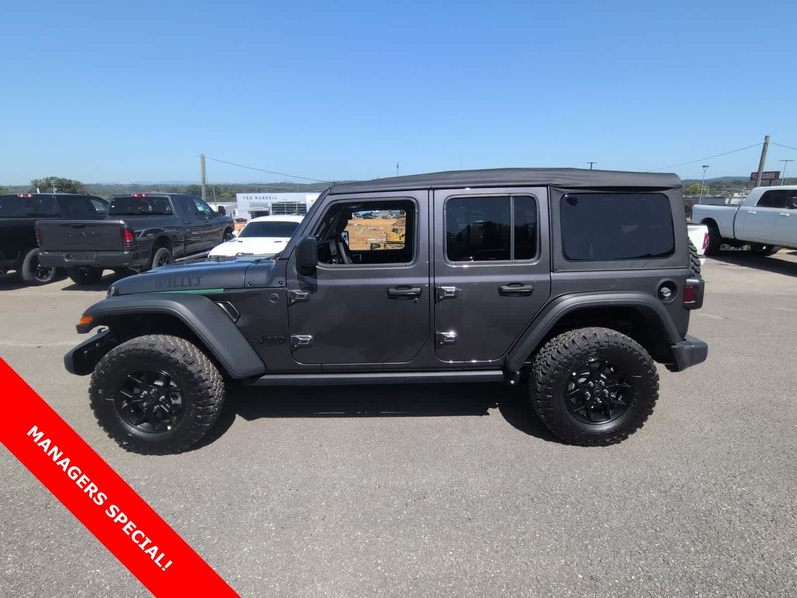 Thumbnail: 2025 Jeep Wrangler - 5