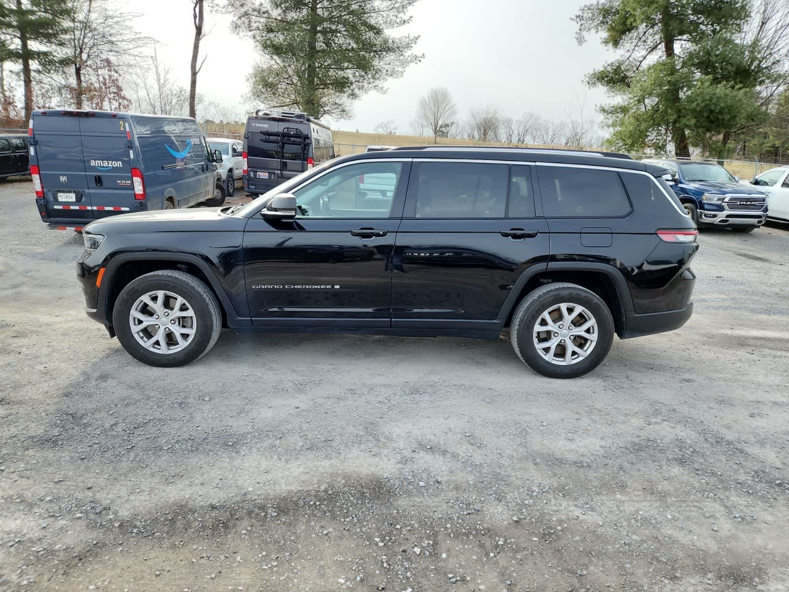 Thumbnail: 2021 Jeep Grand Cherokee L - 2