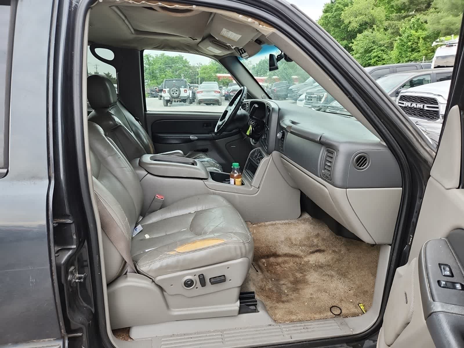 Thumbnail: 2003 GMC Yukon - 22