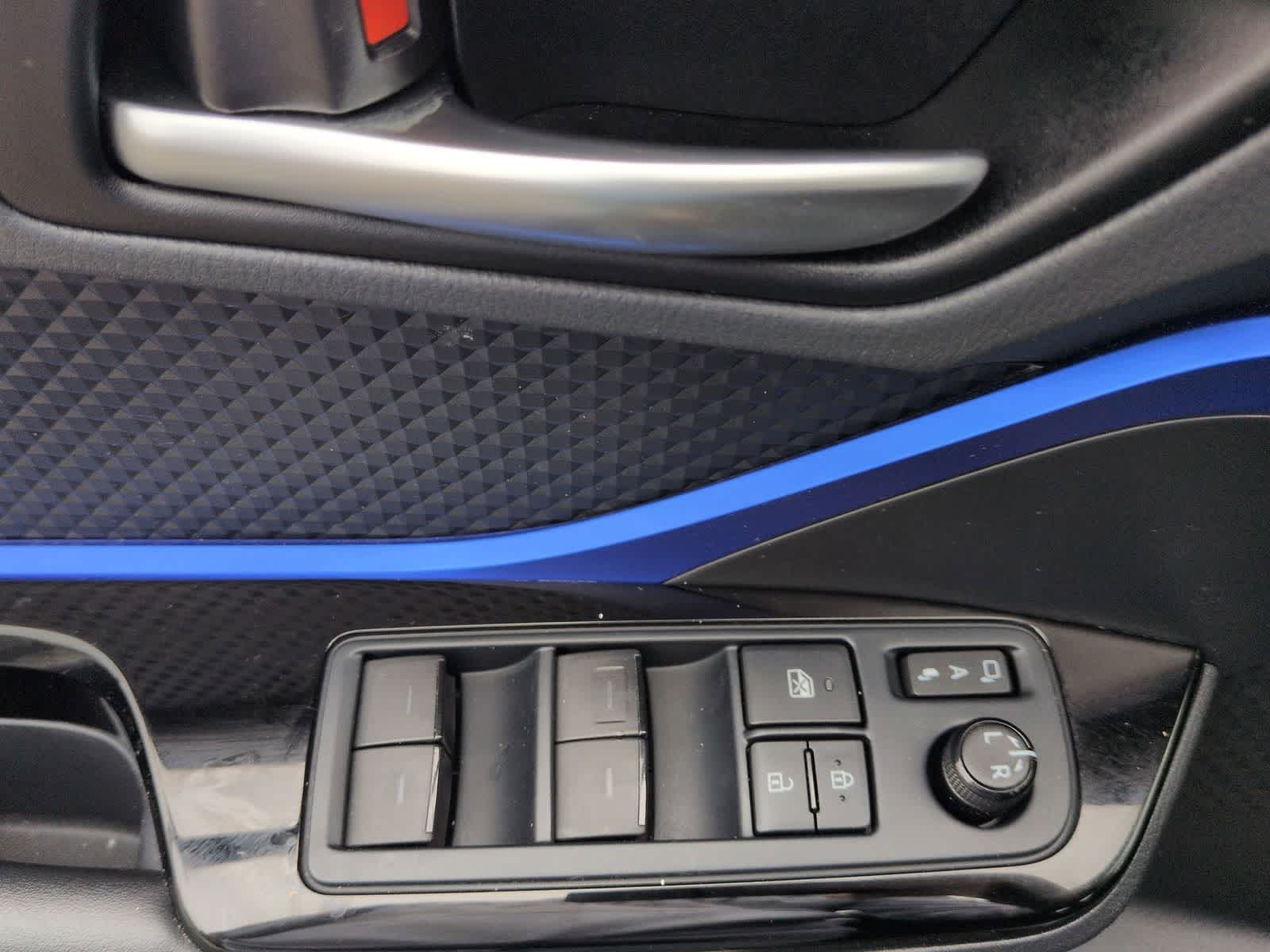 Thumbnail: 2020 Toyota C-HR - 16