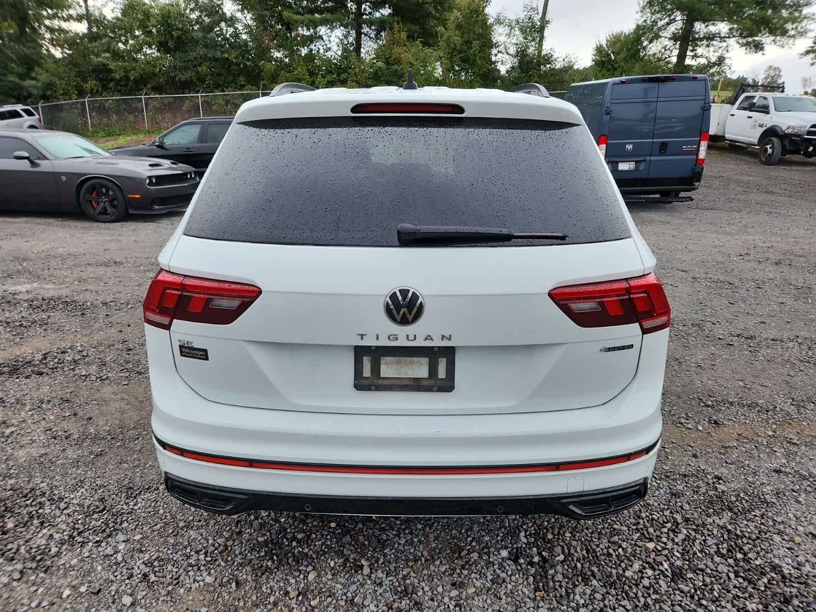 Thumbnail: 2022 Volkswagen Tiguan - 4